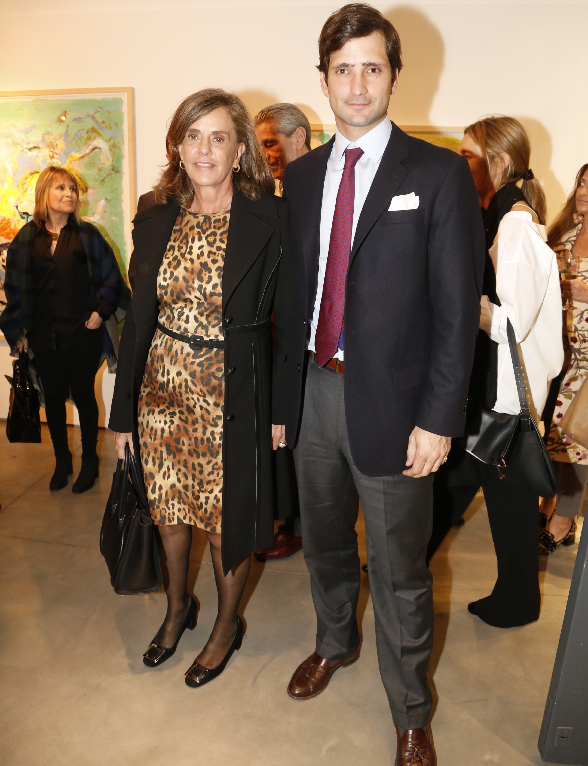 Silvia Saravia de Neuss y su hijo Juan Neuss