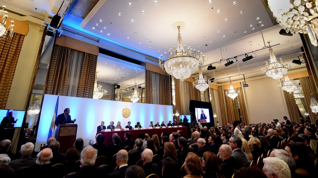 El evento tuvo lugar en el hotel porteño Plaza con más de 300 invitados. La fundación es una organización de alcance nacional que desde hace más de 50 años enfatiza en la importancia de “ayudar a quienes ayudan”
