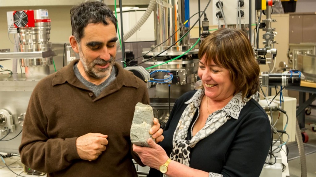 Restos fosiles investigadores australianos 1920 1