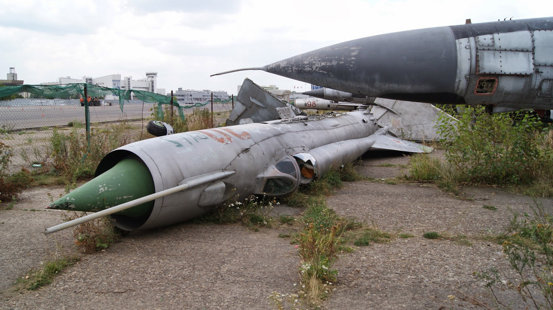 Khodynka-Aerodrome-MiG-21.jpg