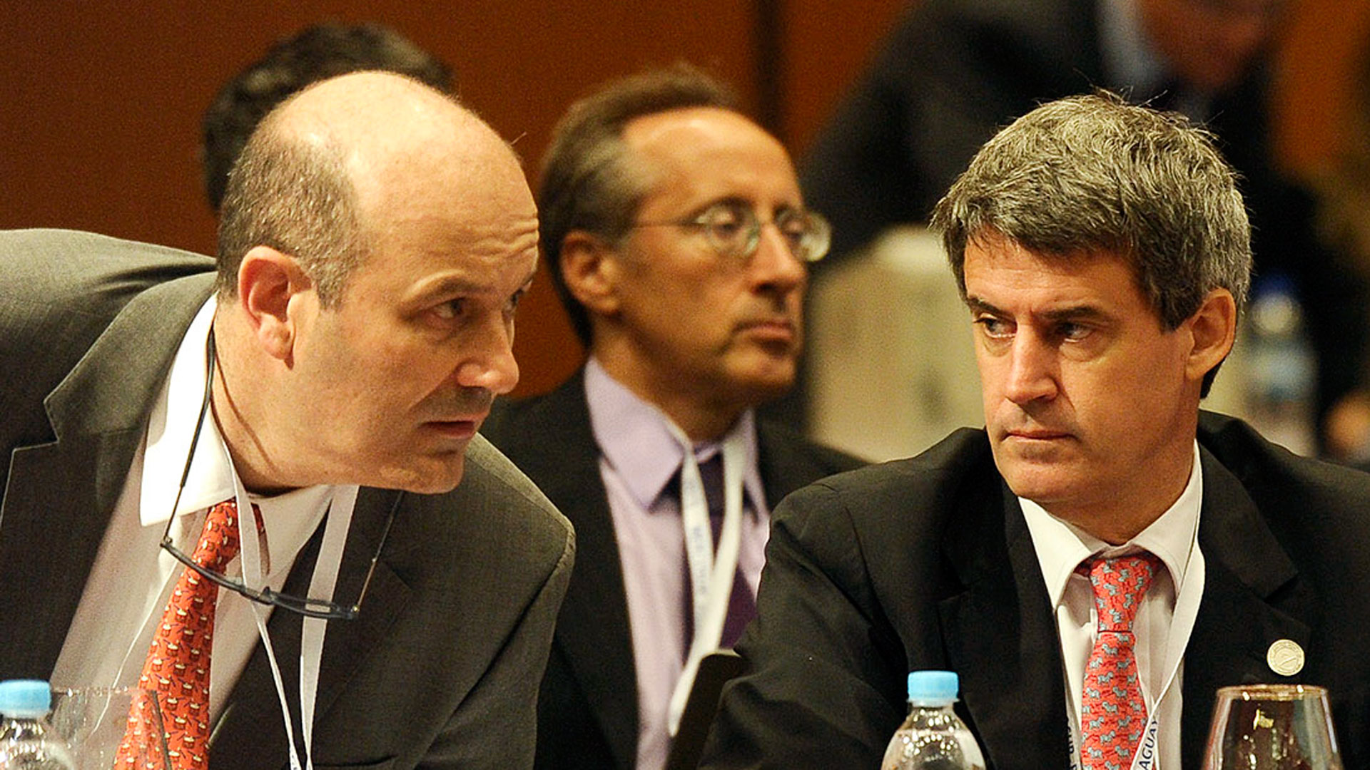 Federico Sturzenegger y Alfonso Prat-Gay (Télam)