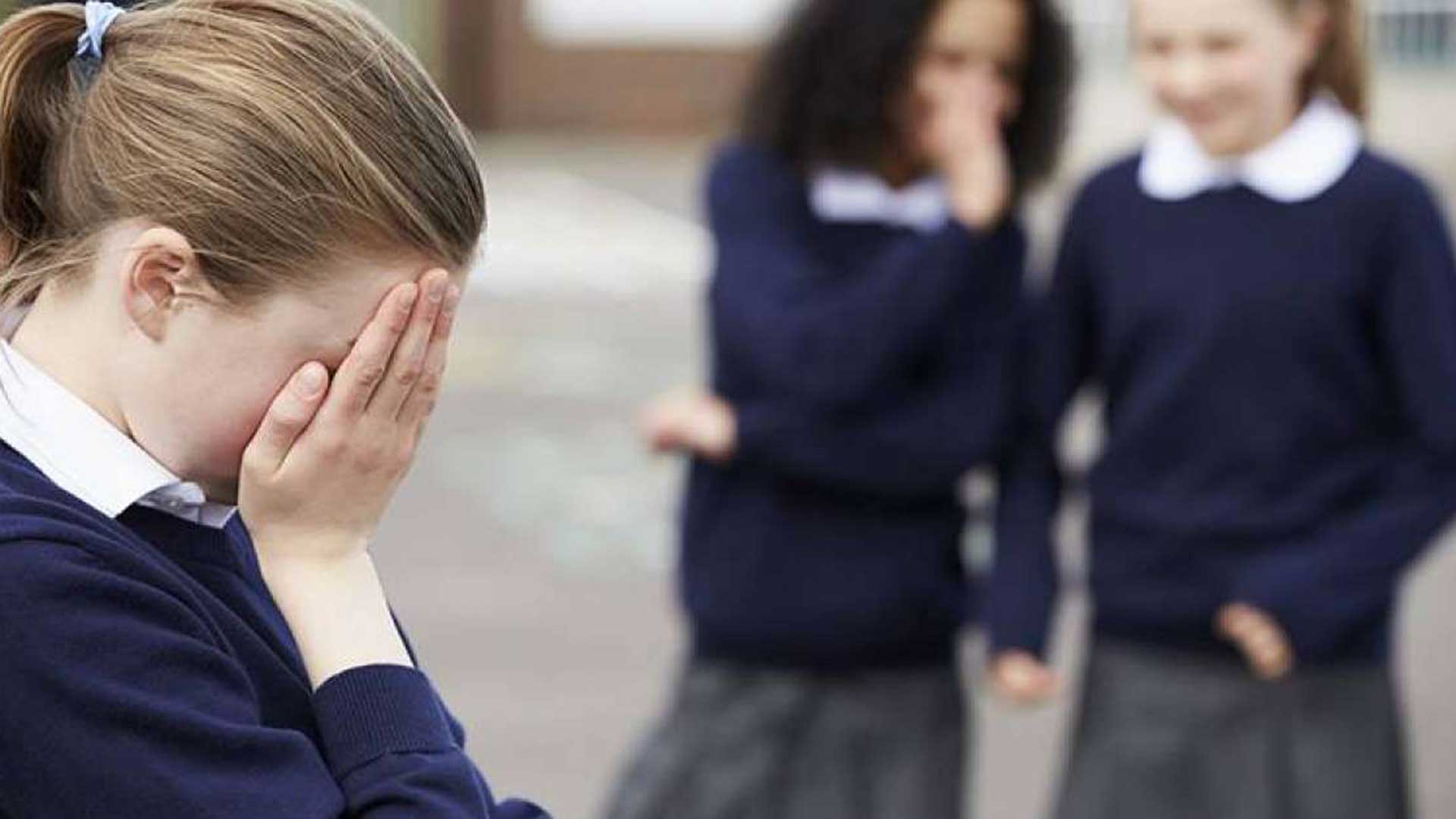 Es importante saber reconocer las otras vías de expresión de los adolescentes (Istock)