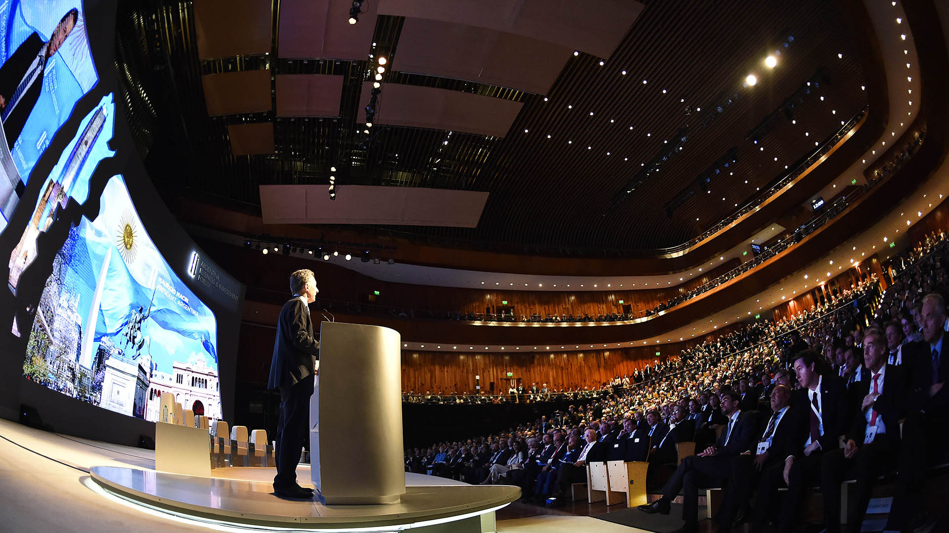 El presidente Mauricio Macri inauguró el Foro de Inversiones y Negocios