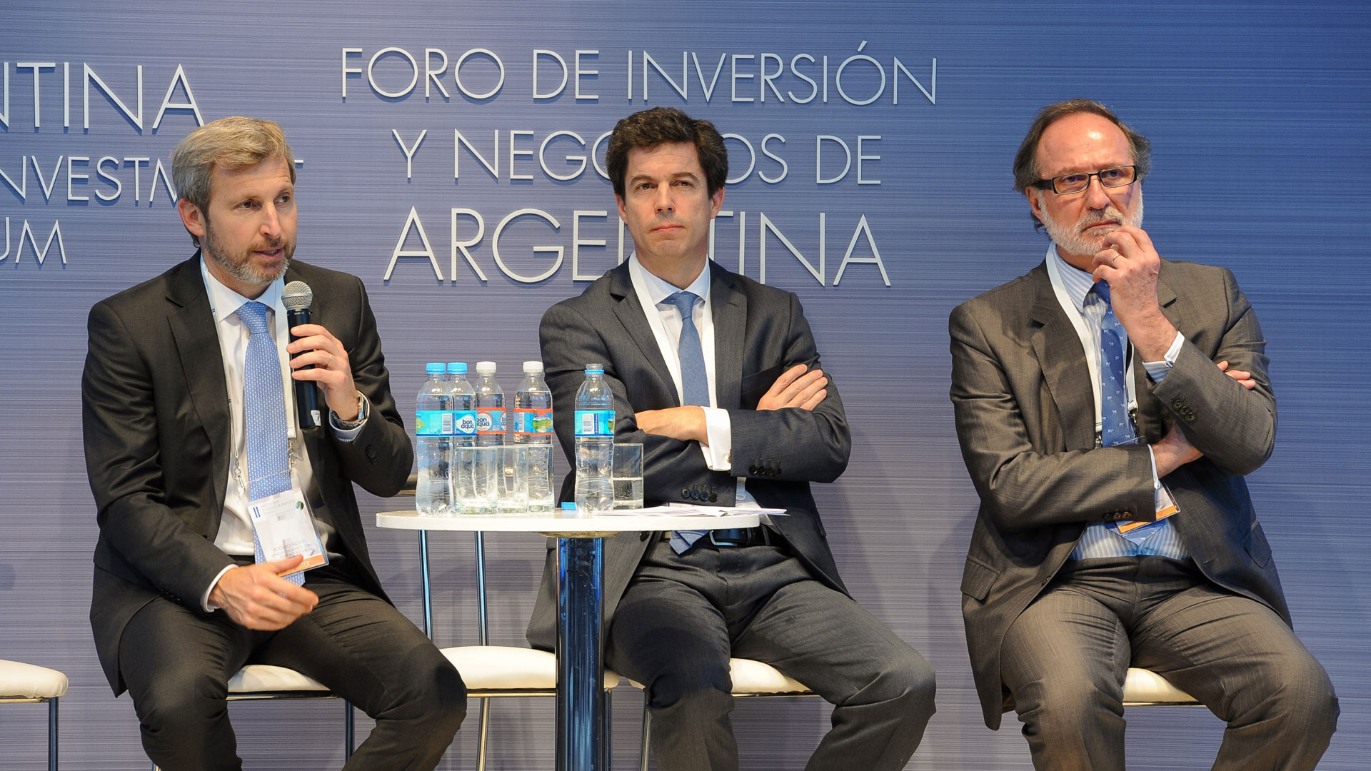 Rogelio Frigerio junto a los funcionarios Pablo Bereciartua y Daniel Chaín