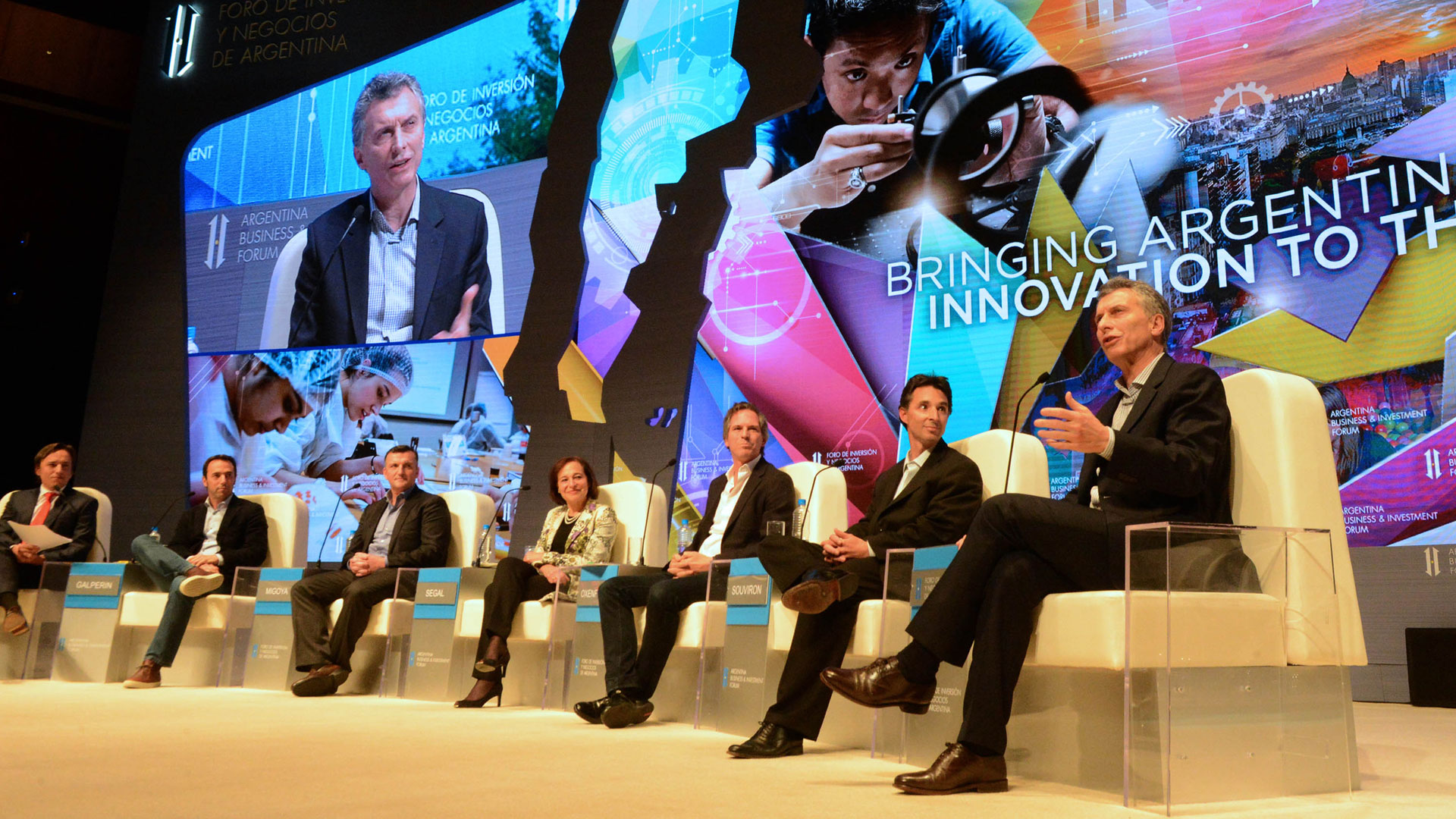 Mauricio Macri compartió panel con Mercado Libre, Despegar, OLX y Globant