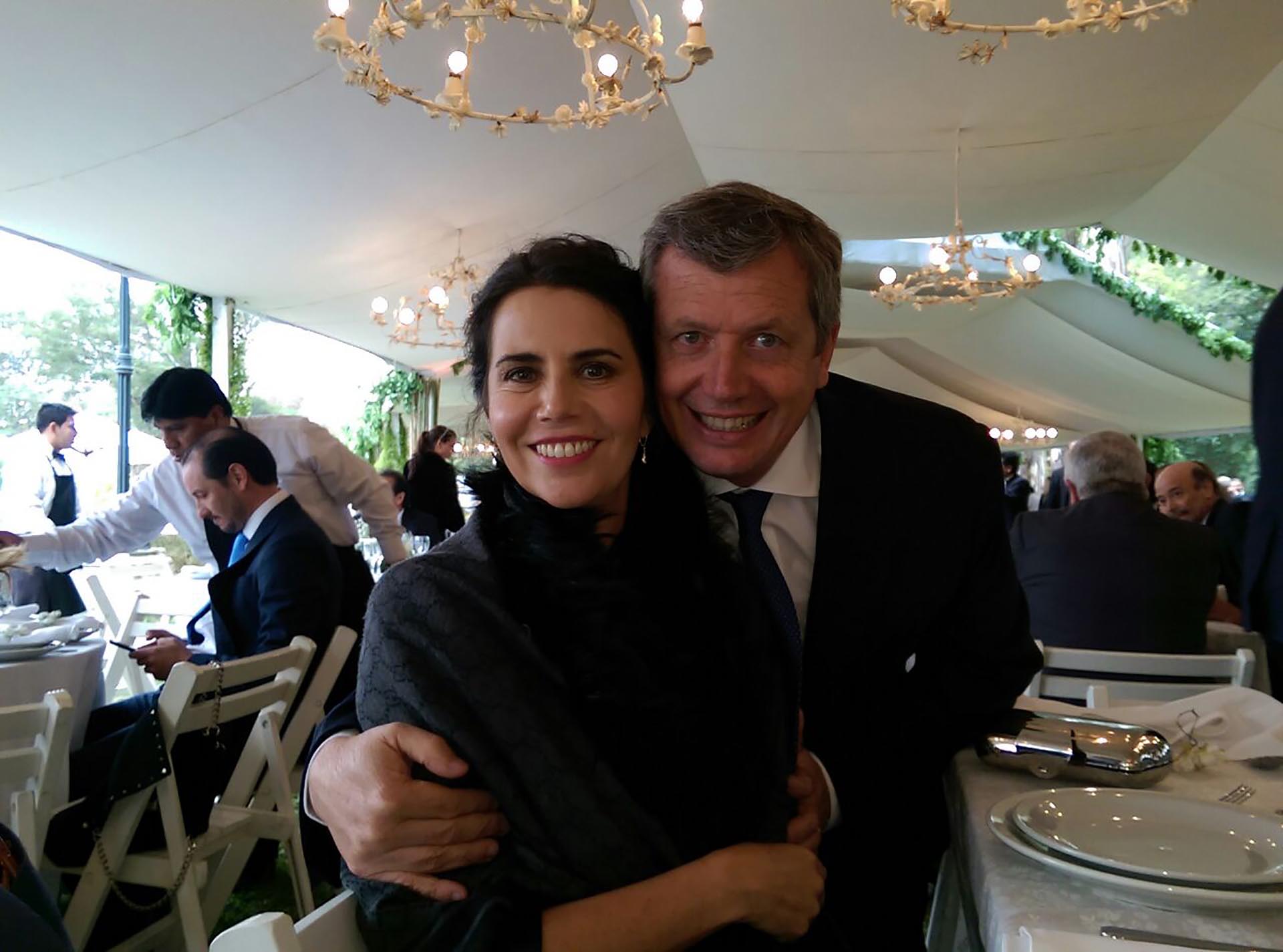 El presidente de la Cámara de Diputados Emilio Monzó y su esposa Karen Sánchez