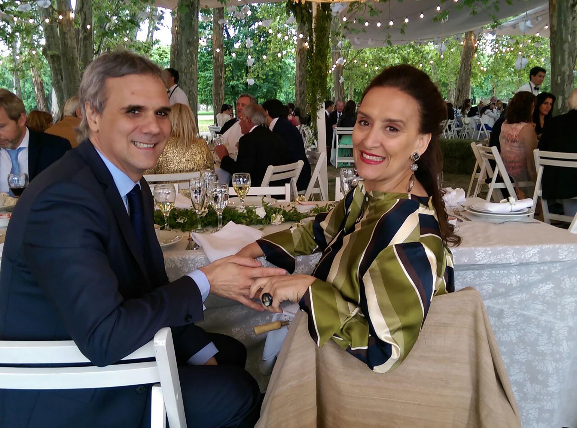 Gabriela Michetti y su novio Juan Tonelli
