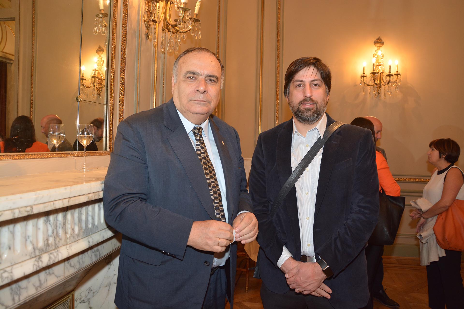 El embajador Héctor Lescano y Nicolás Trotta, rector de la Universidad Metropolitana para la Educación y el Trabajo (UMET).