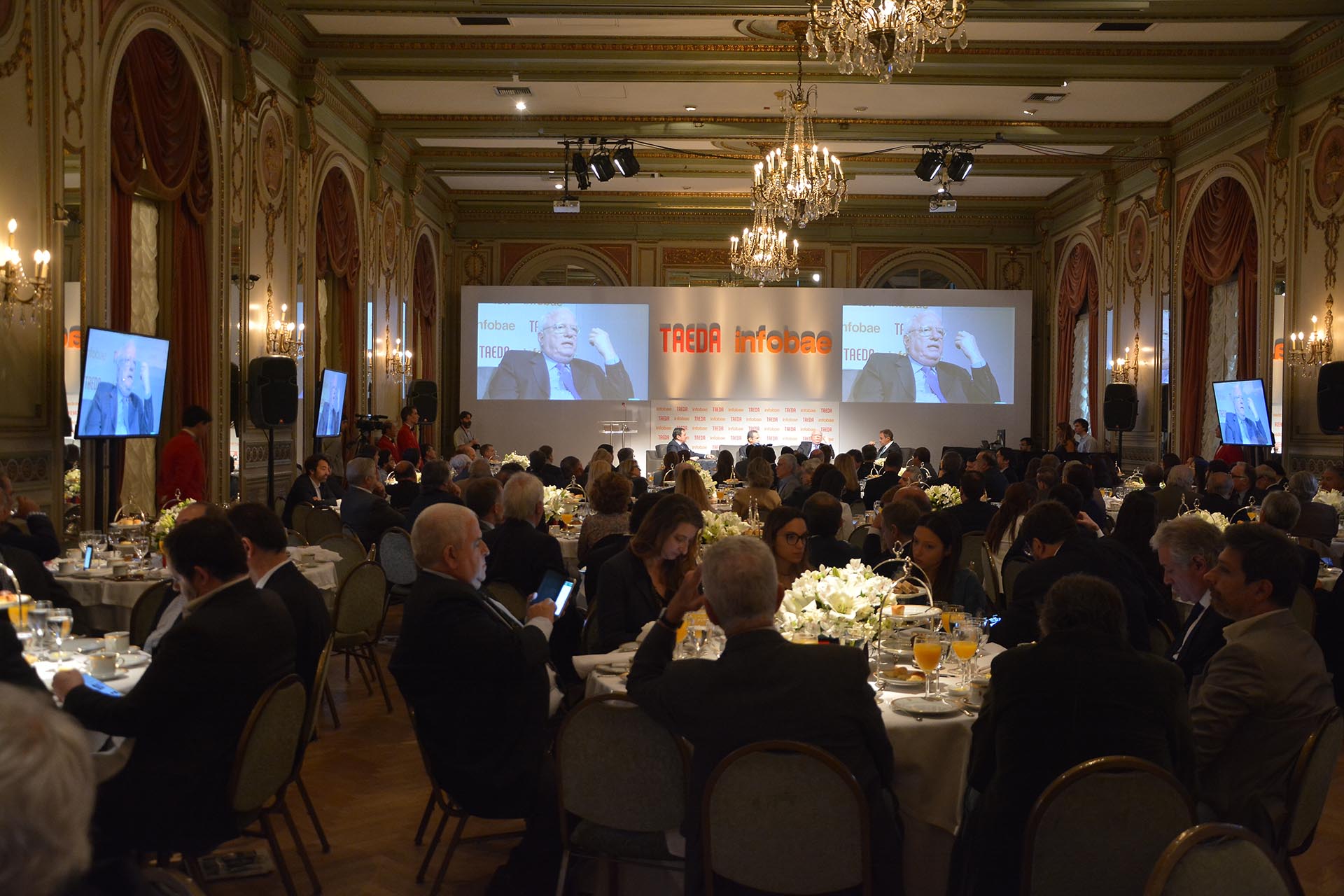 El evento se realizó en el Hotel Alvear y fue retransmitido vía streaming por Infobae