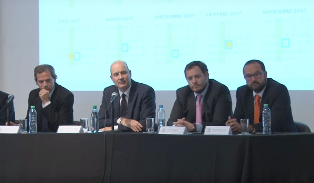 De izquierda a derecha: Llach, Sturzenegger, Reidel y Flores Vidal