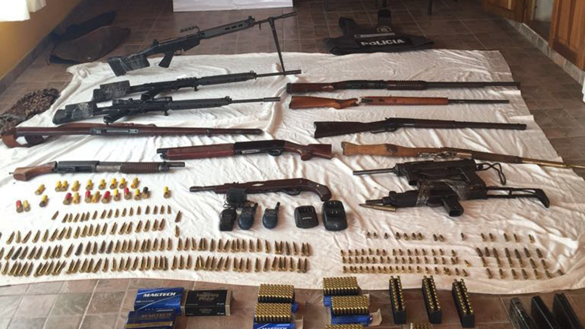 El lote completo hallado en Almirante Brown por la Policía Bonaerense.