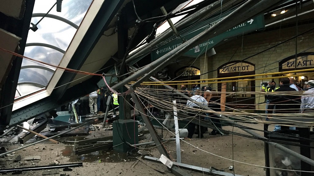 Los escombros en el lugar del impacto (Getty)