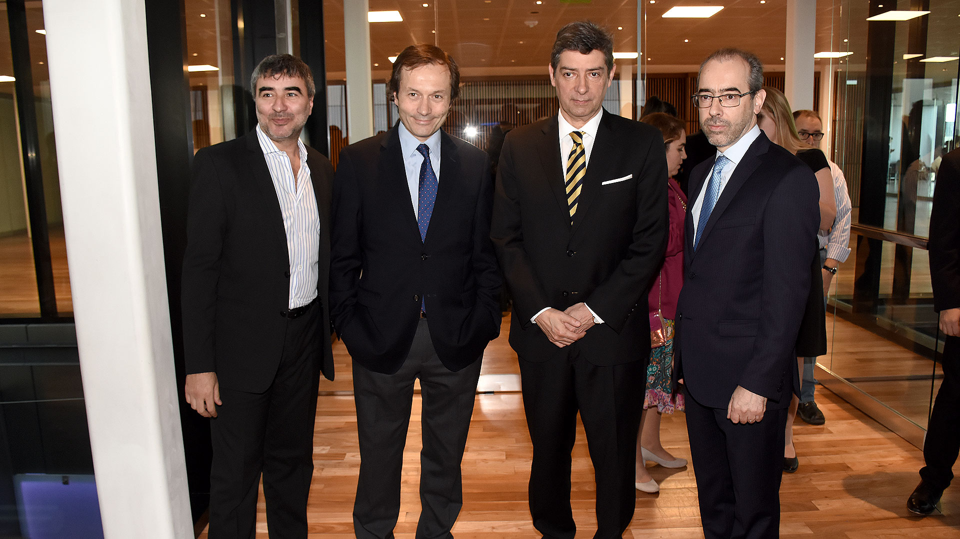 Gustavo Beliz, el juez de la Corte Suprema de Justicia Horacio Rosatti y el periodista Gustavo González