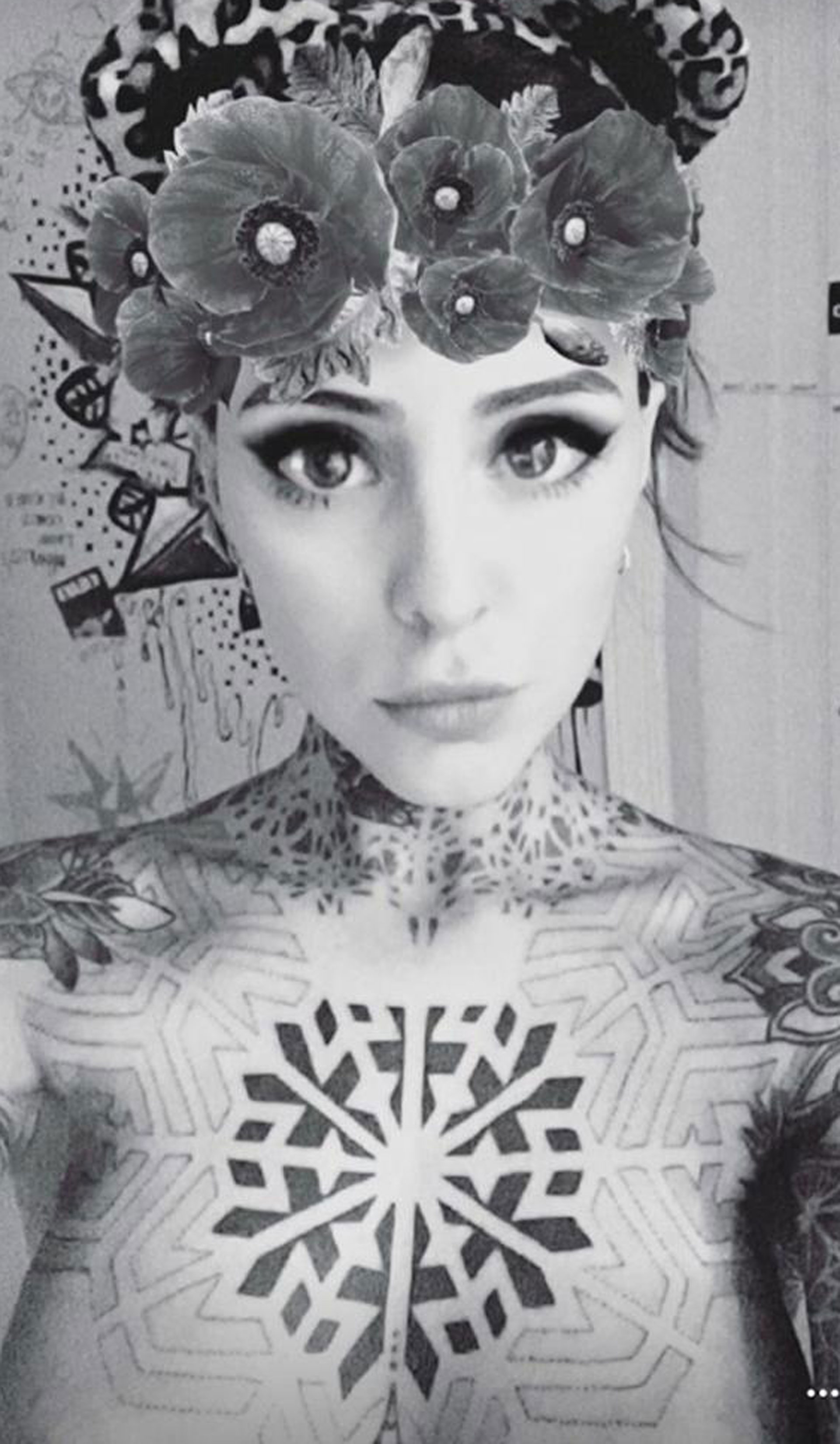 Y hablando de Tinelli, el nuevo tatuaje de su hija Candelaria: ya no tiene el pecho al descubierto…