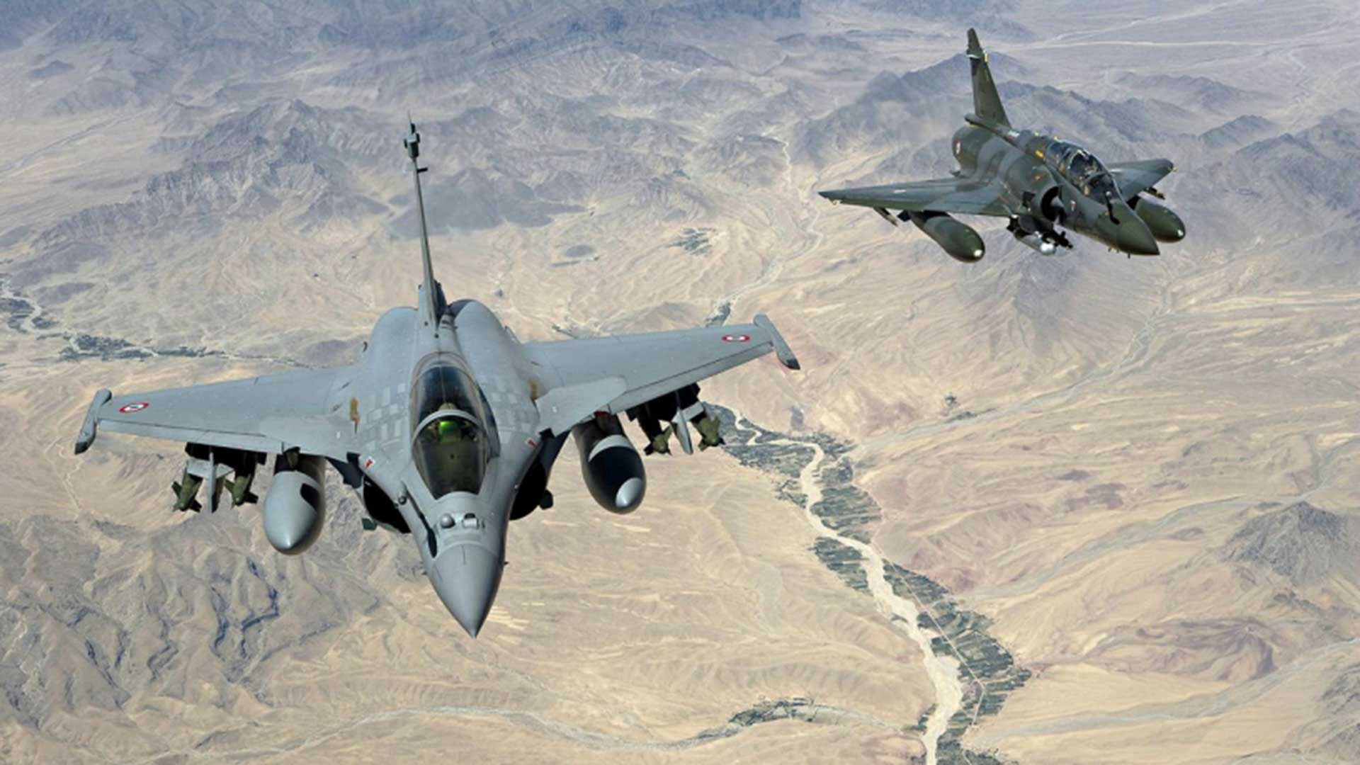La coalición que lideran los Estados Unidos potenció los ataques aéreos contra posiciones del ISIS