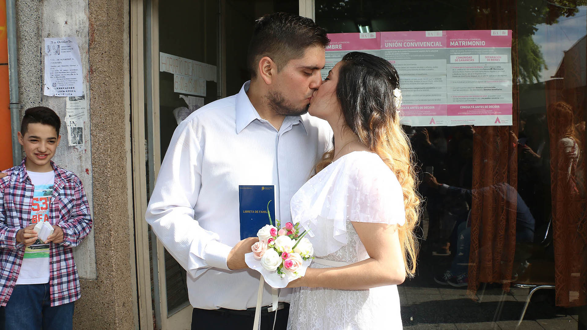 Un amigo de la pareja, Damián, le escribió una carta a Kusnetzoff y solicitó ayuda económica para poder realizar la boda