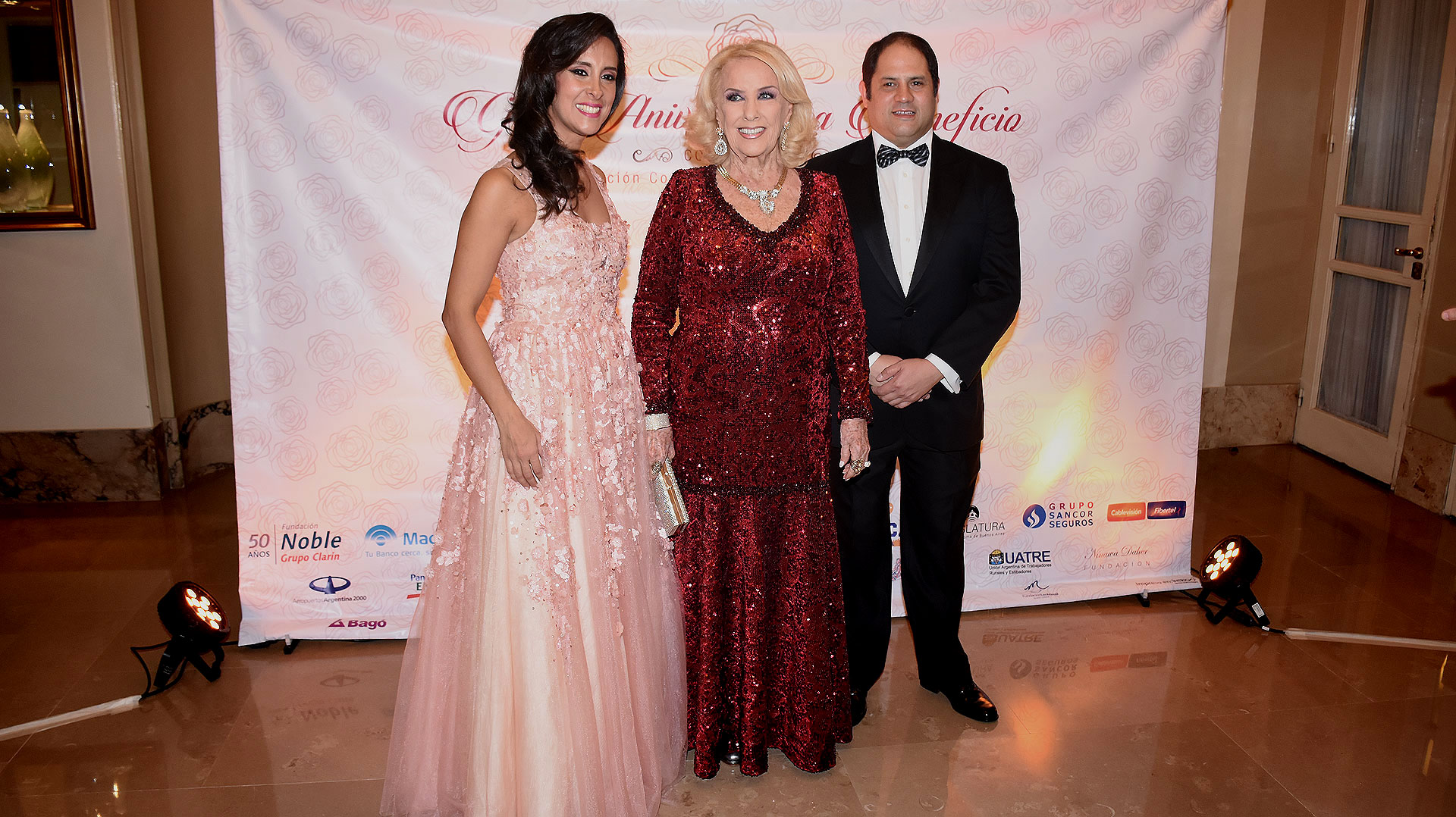 Felipe y Vanesa Noble Herrera junto a Mirtha Legrand