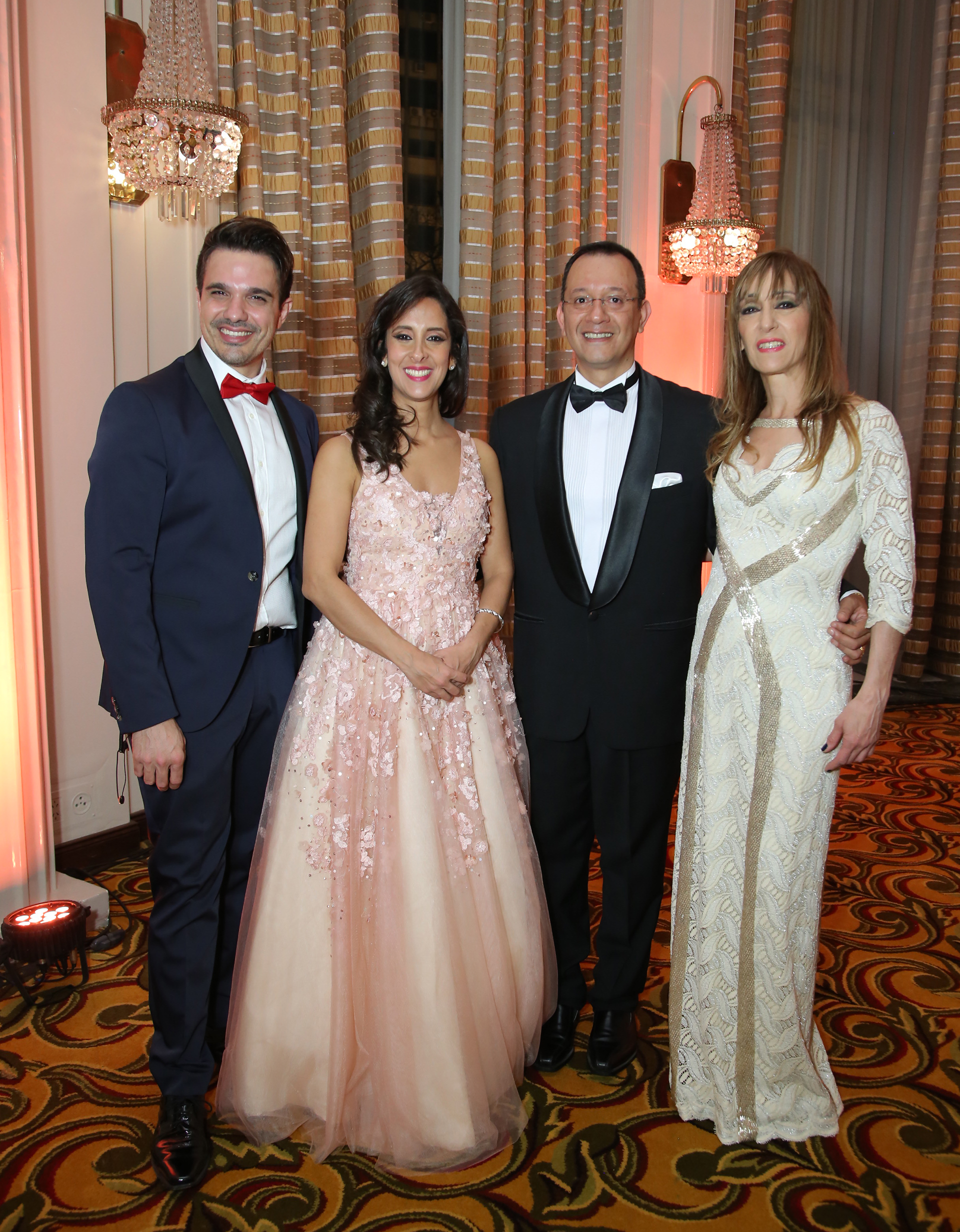 Vanesa de Noble Herrera junto a su equipo: Alejandro Viñas, Daniel Martínez y Patricia Defranceschi Sadi