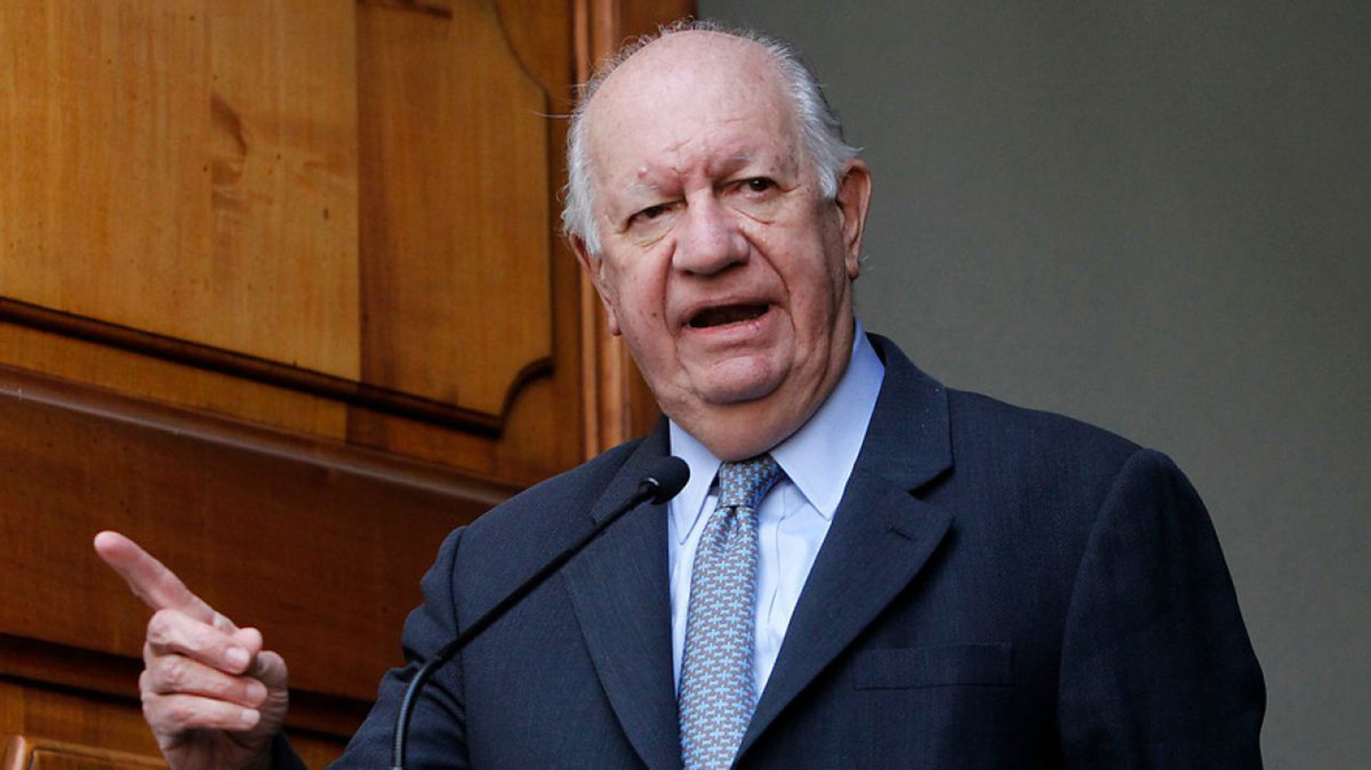 Ricardo Lagos entrega respaldo a Alejandro Guillier en segunda vuelta Ricardo Lagos entrega respaldo a Alejandro Guillier en segunda vuelta
