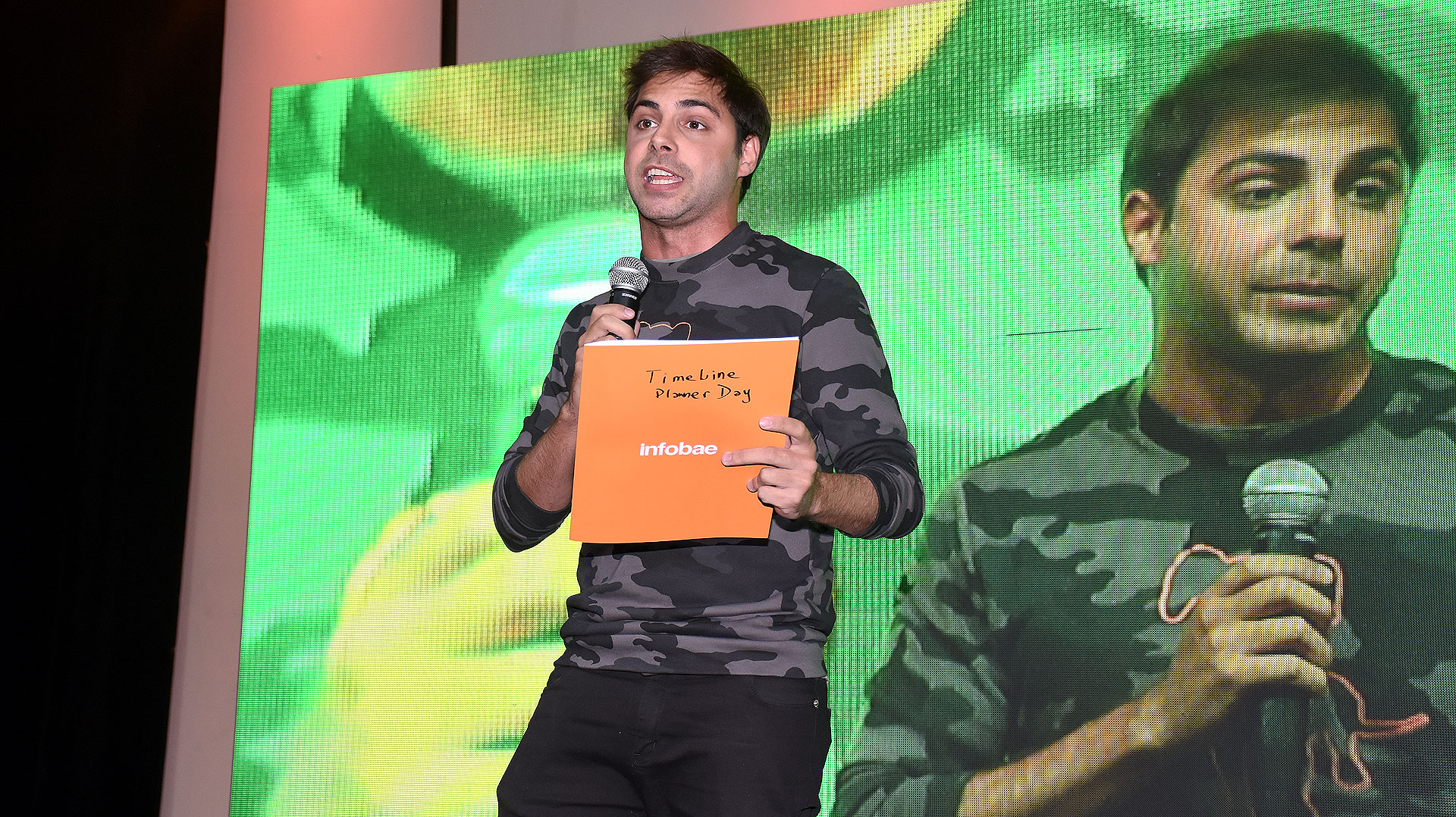 Gregorio Rossello, líder indiscutido en redes sociales en las que cuenta con millones de seguidores y reconocido comediante de stand up, estuvo a cargo de la conducción del evento