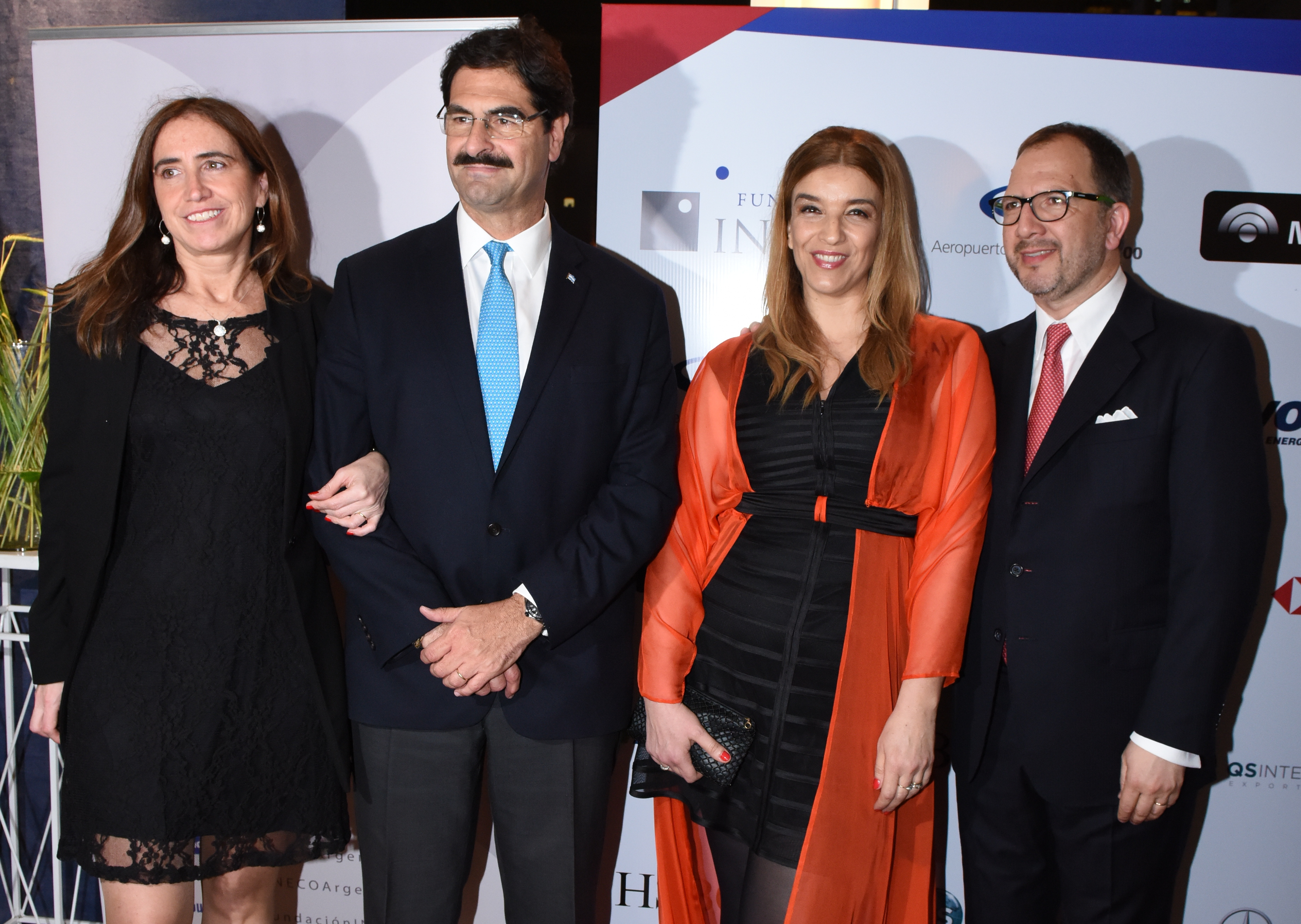 Mercedes Cornejo y el ministro de Agroindustria de la provincia de Buenos Aires, Leonardo Sarquís; junto a Gabriela Solustri y Fabián Perechodnik, secretario general del Gobierno de la Provincia de Buenos Aires