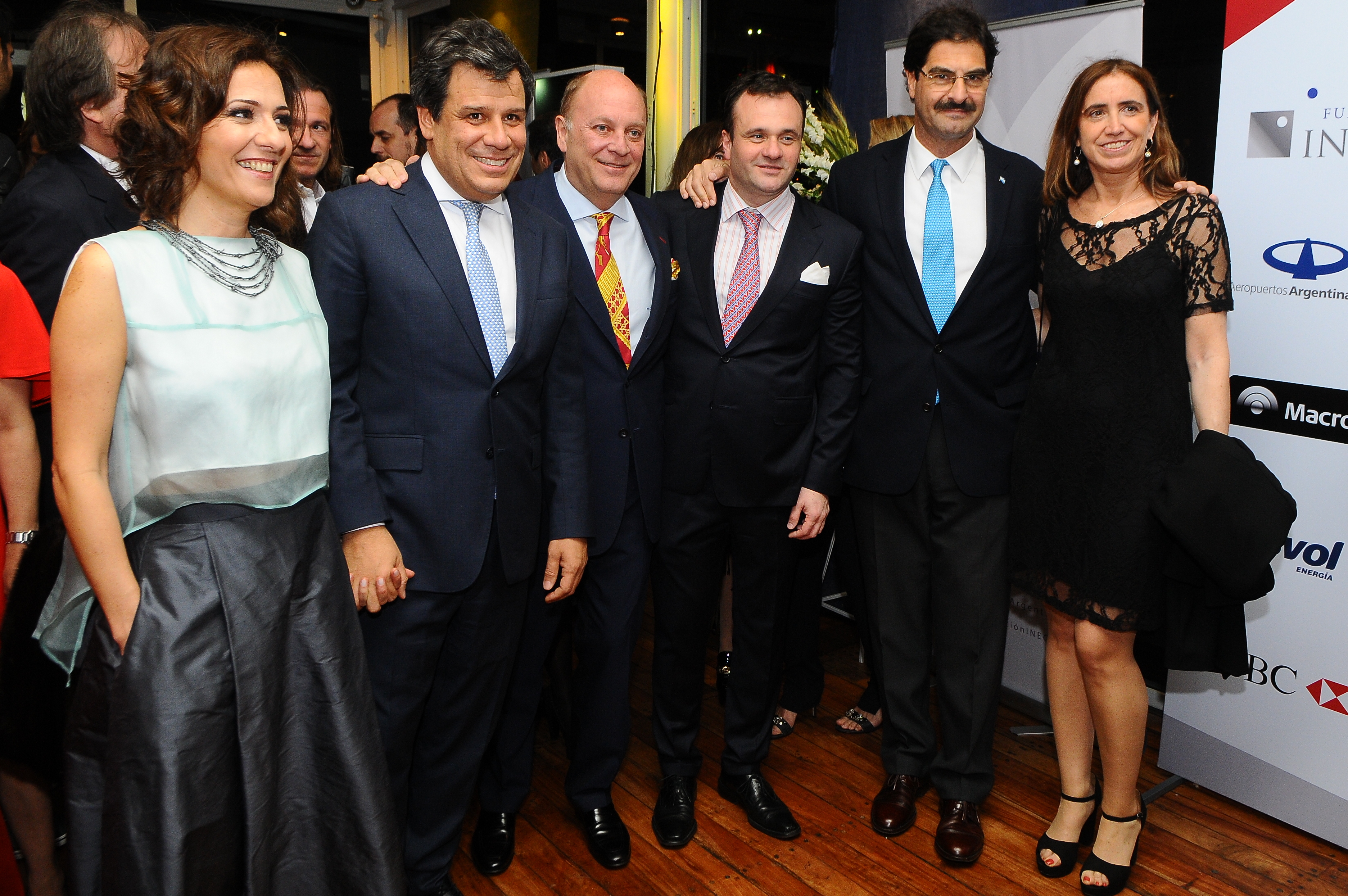 Josefina y Facundo Manes junto al empresario Martín Cabrales, Juan Pablo Maglier -director de Relaciones Institucionales de La Rural- y el ministro de Agroindustria de la provincia de Buenos Aires, Leonardo Sarquís
