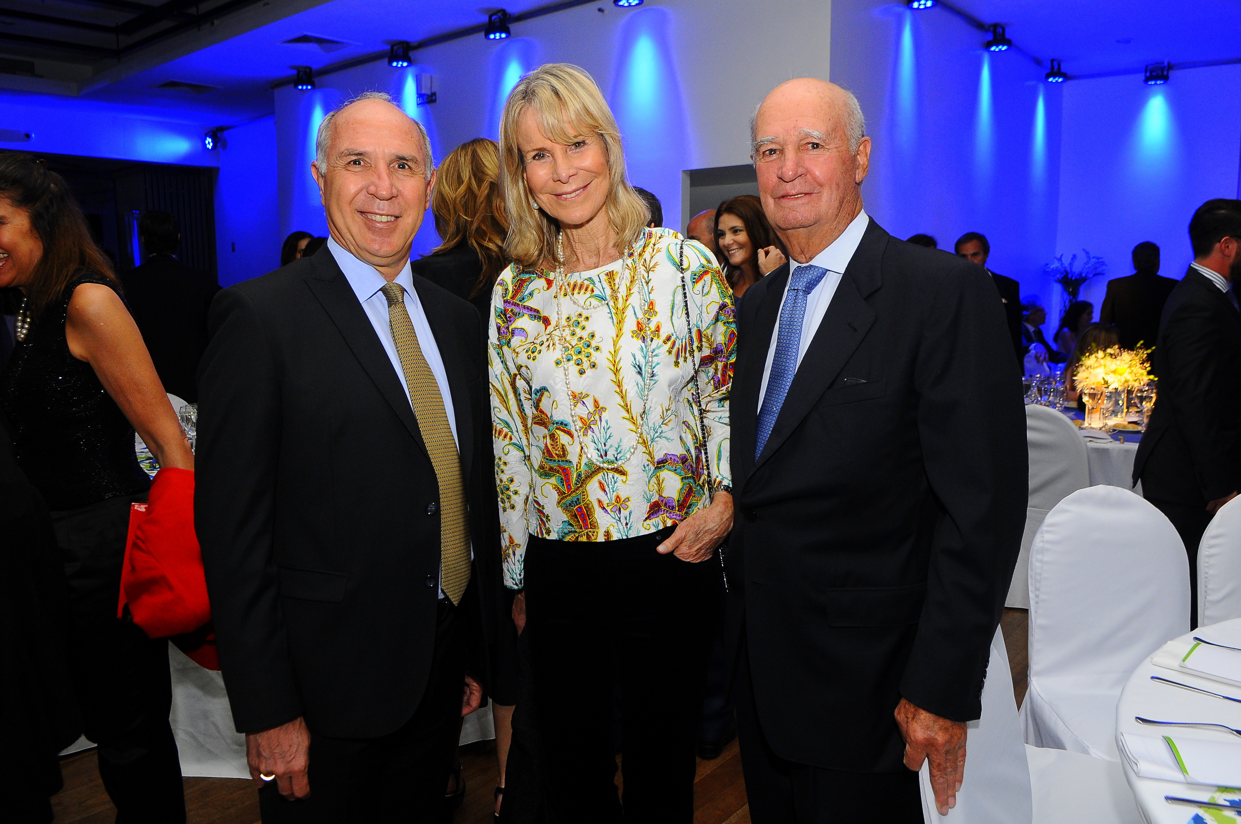 Ricardo Lorenzetti junto a Pompi Chopitea y Carlos Fontán Balestra