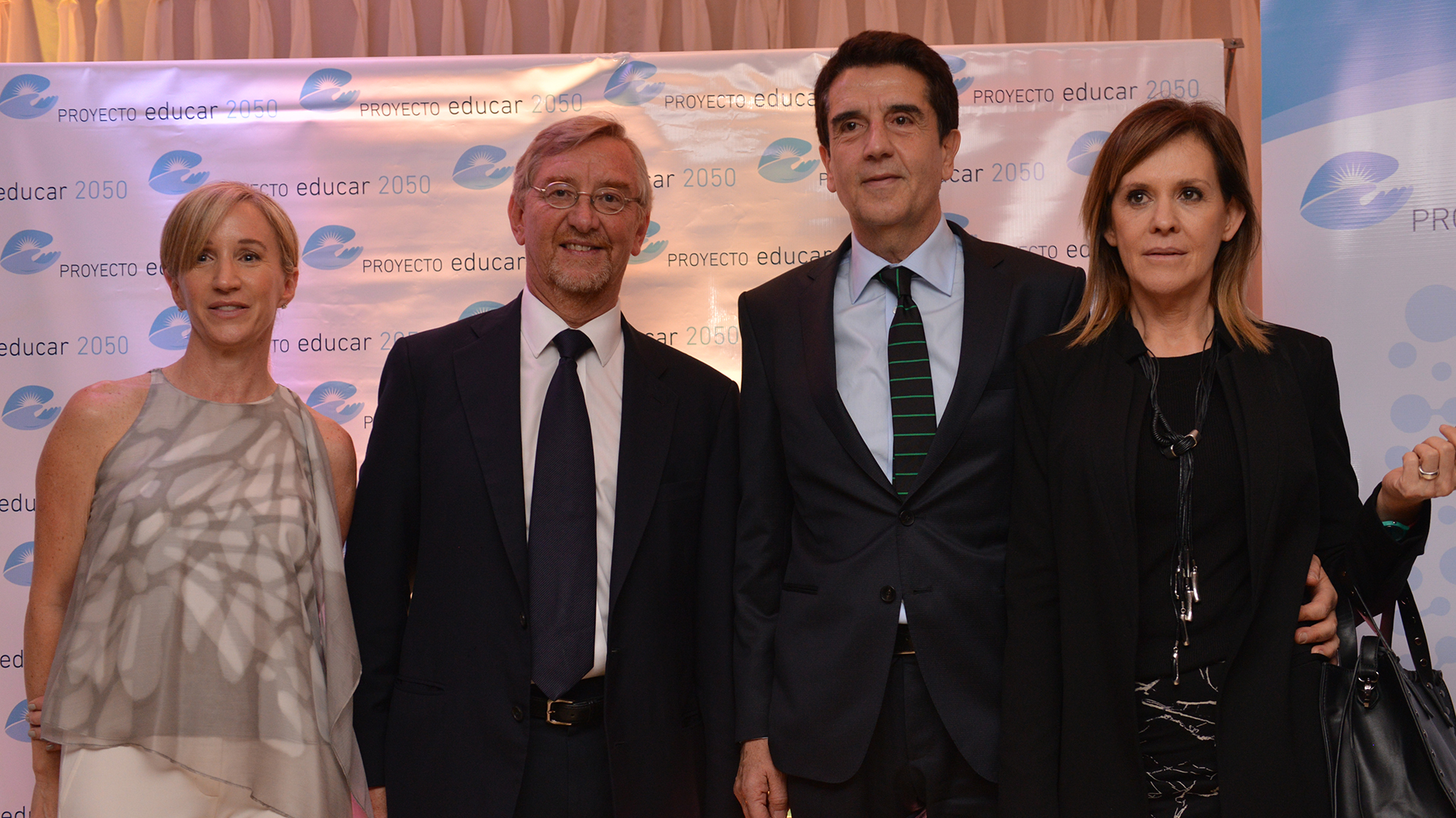 Agustina Blanco, Manuel Álvarez Tronge y Carlos Melconian, presidente del Banco Nación
