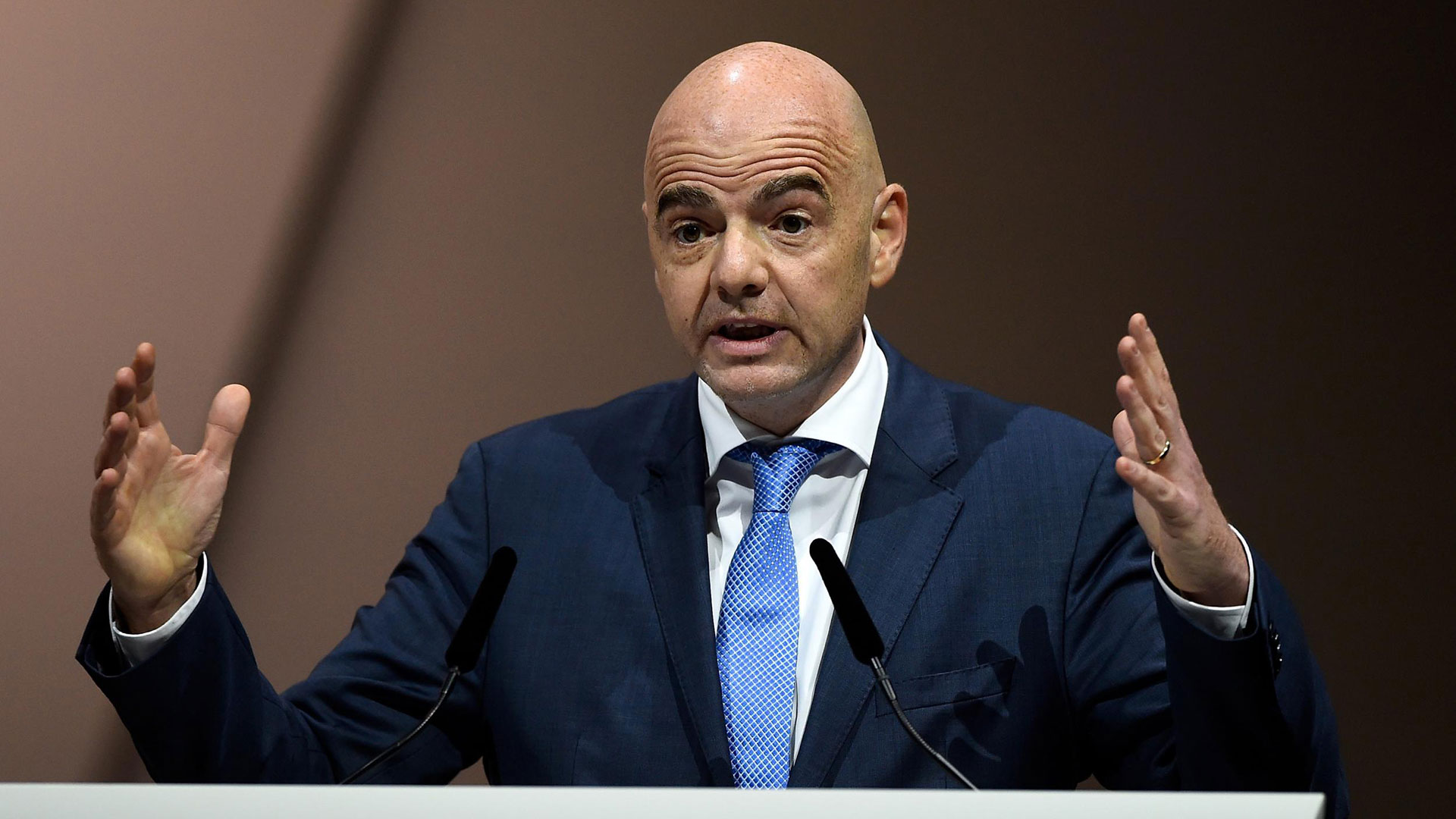 Infantino ve posible la participación del VAR en el Mundial de Rusia 2018