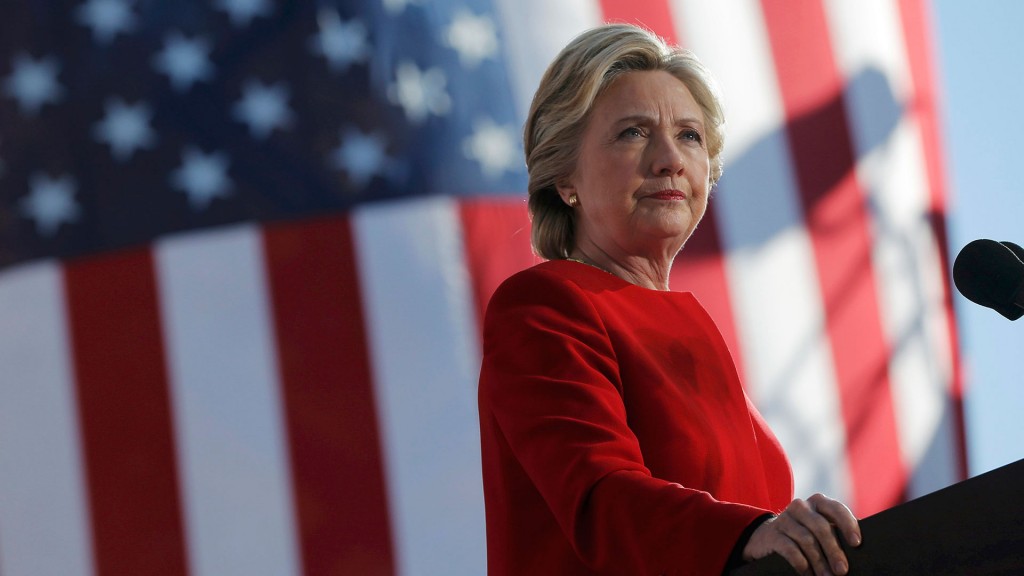 Hillary Clinton envió un mensaje de fin de año a sus seguidores (Reuters)