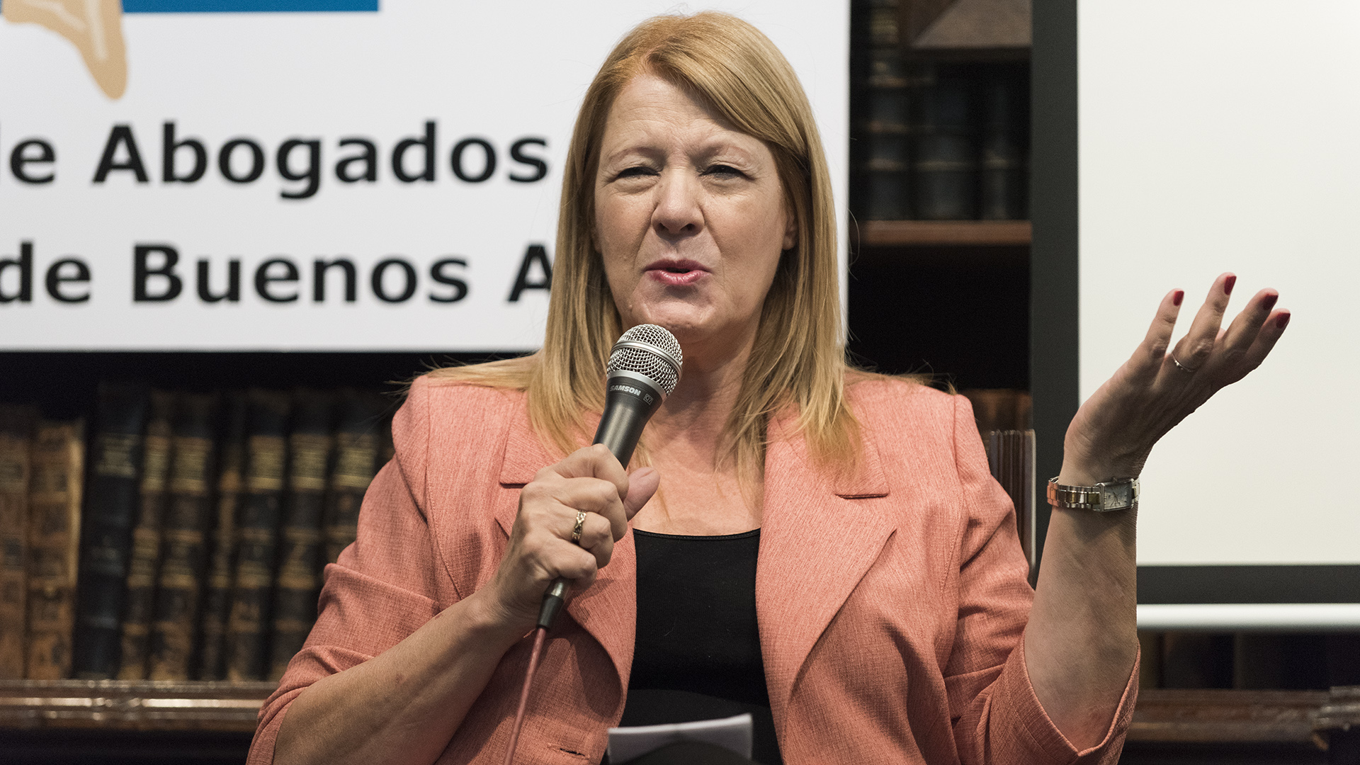 (Adrián Escandar)