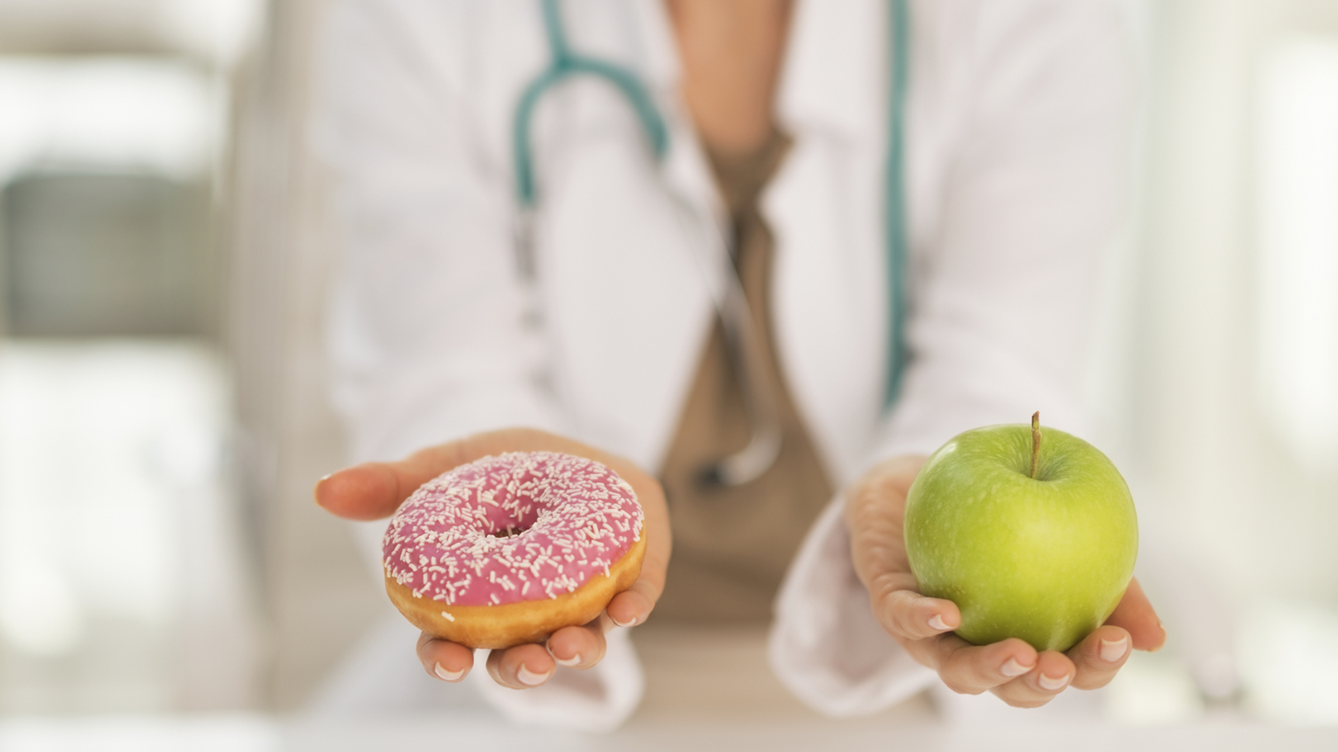 Comer sano o no, esa es la cuestión para no tener sobrepeso, entre otras medidas (iStock)