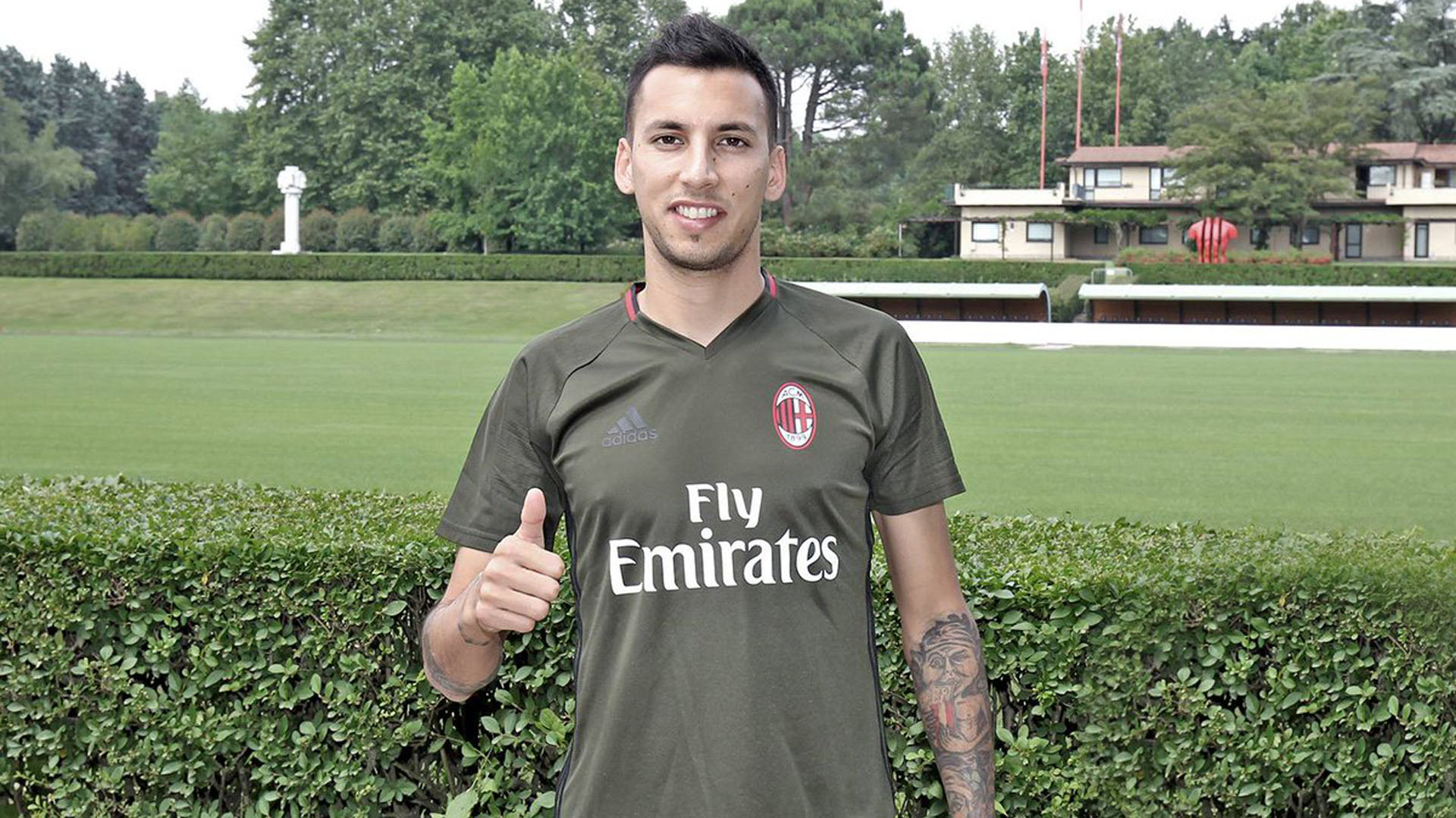 Leonel Vangioni firmará en los próximos días su contrato con el Monterrey de México