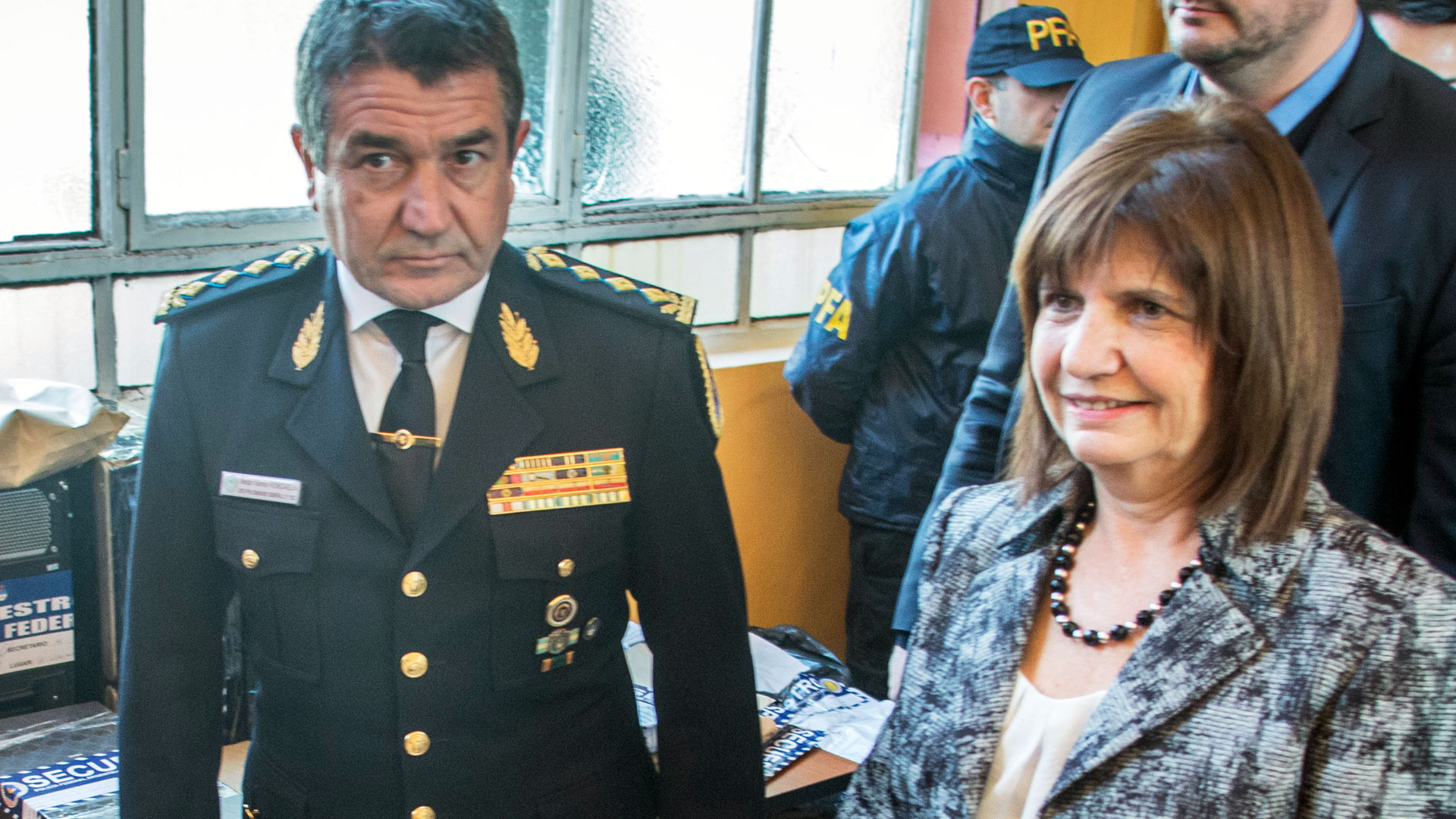 Bullrich y Roncaglia: el hackeo expuso información y fotos del jefe (NA)