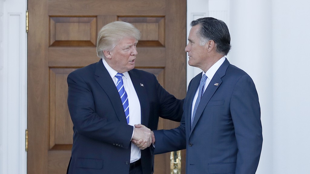 El sucesor de Barack Obama se reunió con Romney en el Club Nacional de Golf Trump (AP)