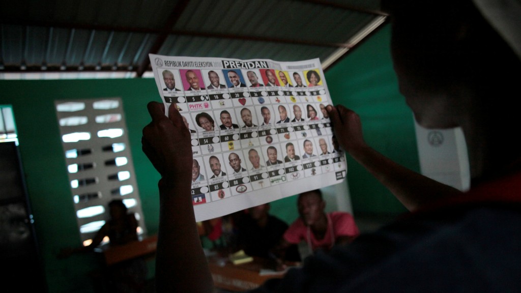 Observadores locales ofrecieron una imagen ampliamente positiva del proceso, cuestionado en el pasado por fraude (AP)