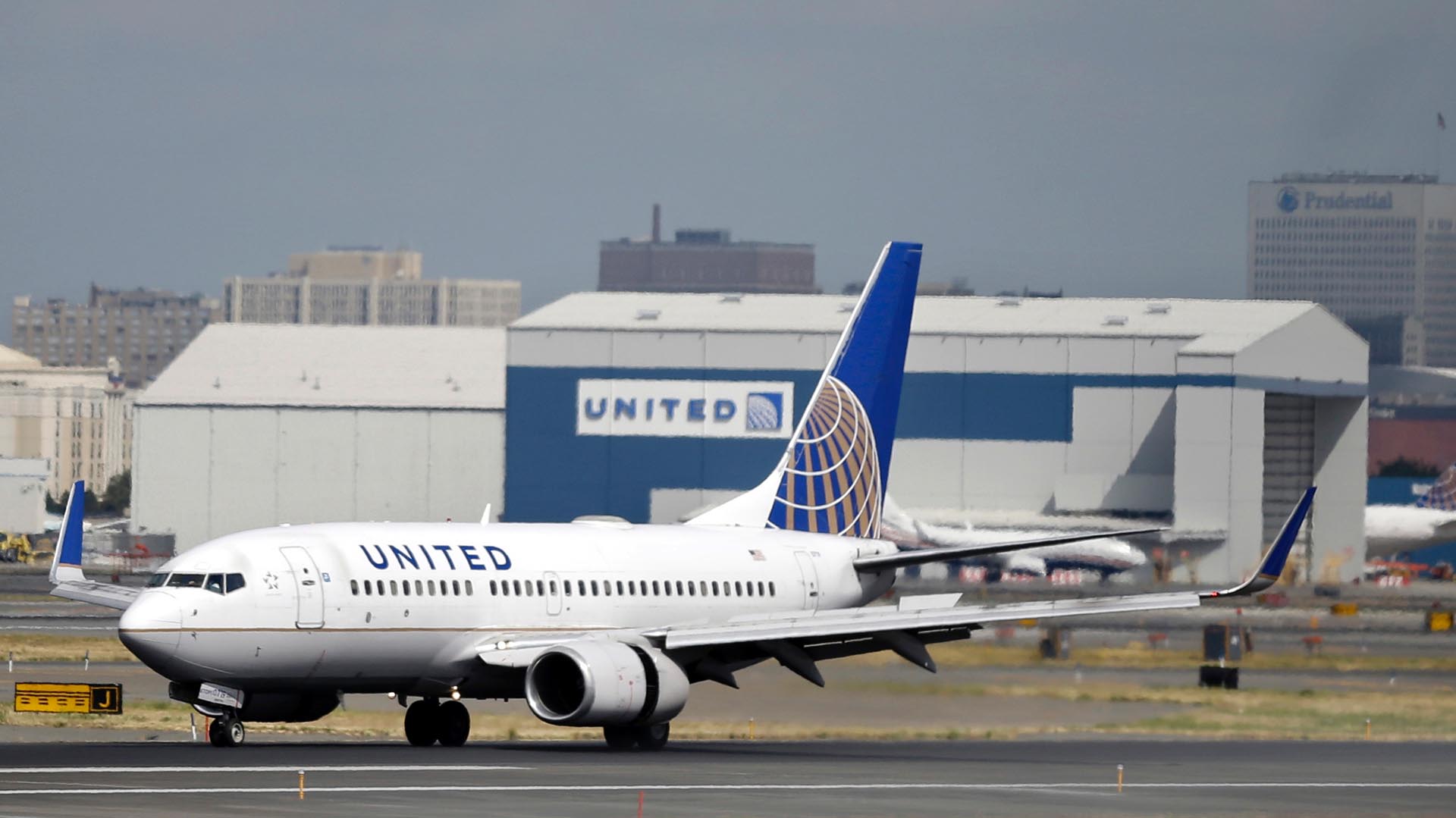 Política de equipaje de mano de United Airlines - Tarifas Error