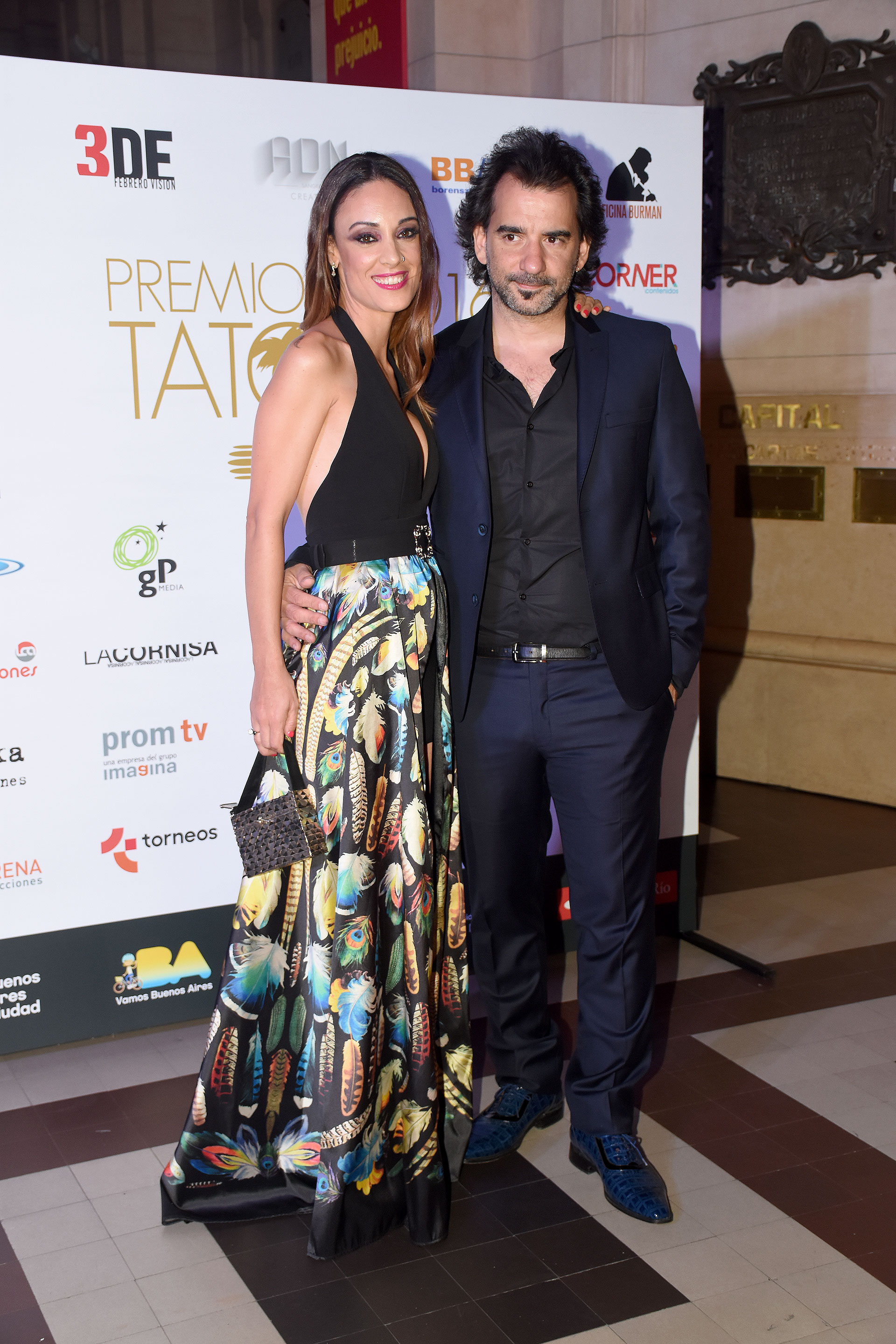 Martina Guzmán y su esposo en los Premios Tato 2016