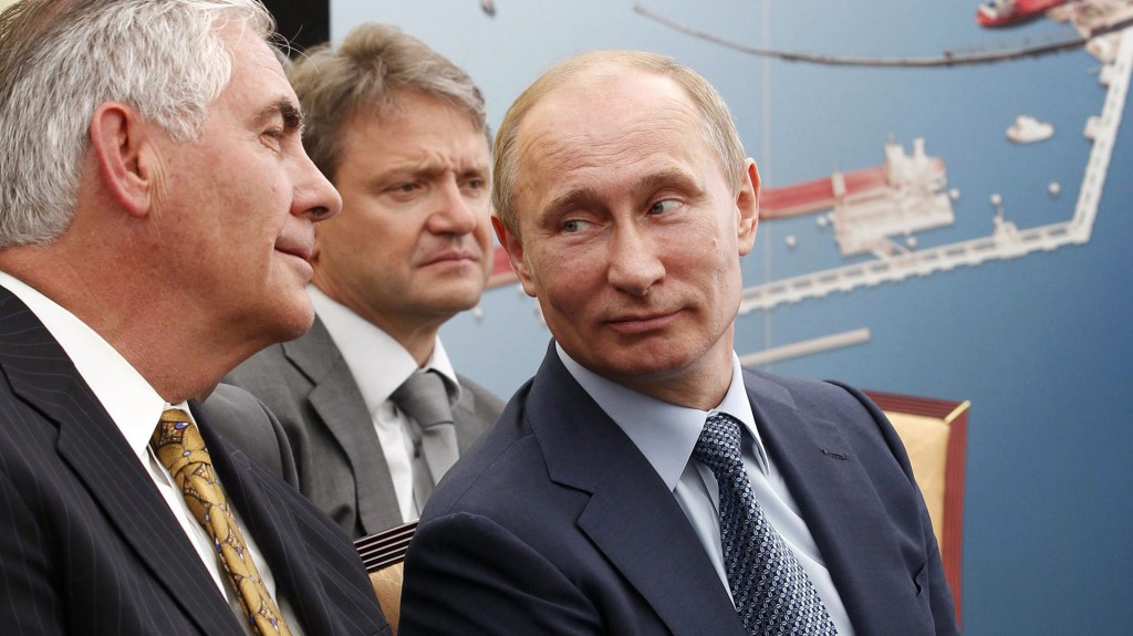 Rex Tillerson, cercano a Vladimir Putin, fue elegido como secretario de Estado de Donald Trump (EFE)