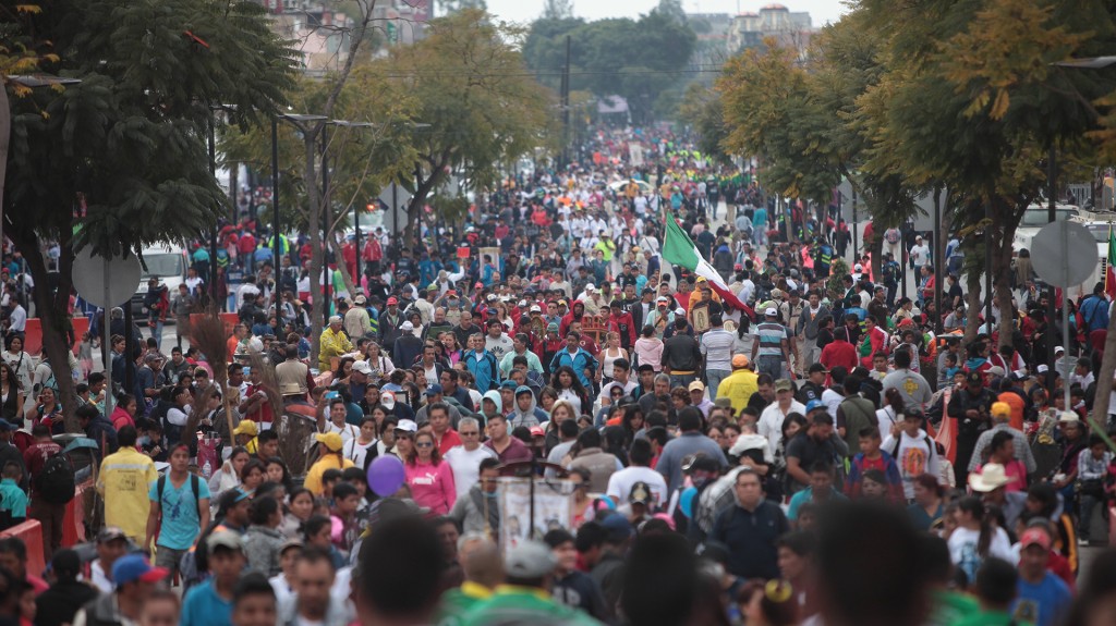 Para dar seguimiento a posibles delitos las autoridades instalaron cinco puntos de denuncia ante Ministerio Público, aunque hasta ahora se mantiene un saldo blanco y el ambiente es festivo y de devoción