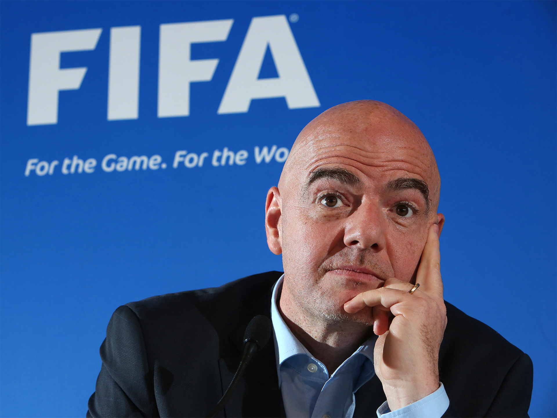 El presidente de la FIFA defiende el “video ref”