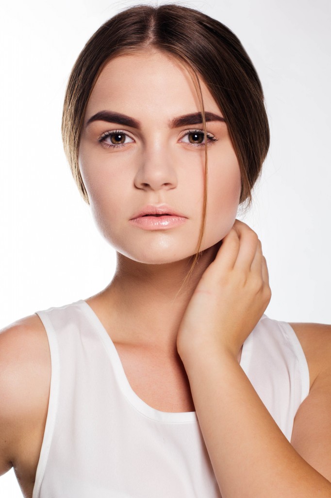 El no make up o también conocido como nude es ideal para corregir las imperfecciones y lucir natural para los eventos (iStock)