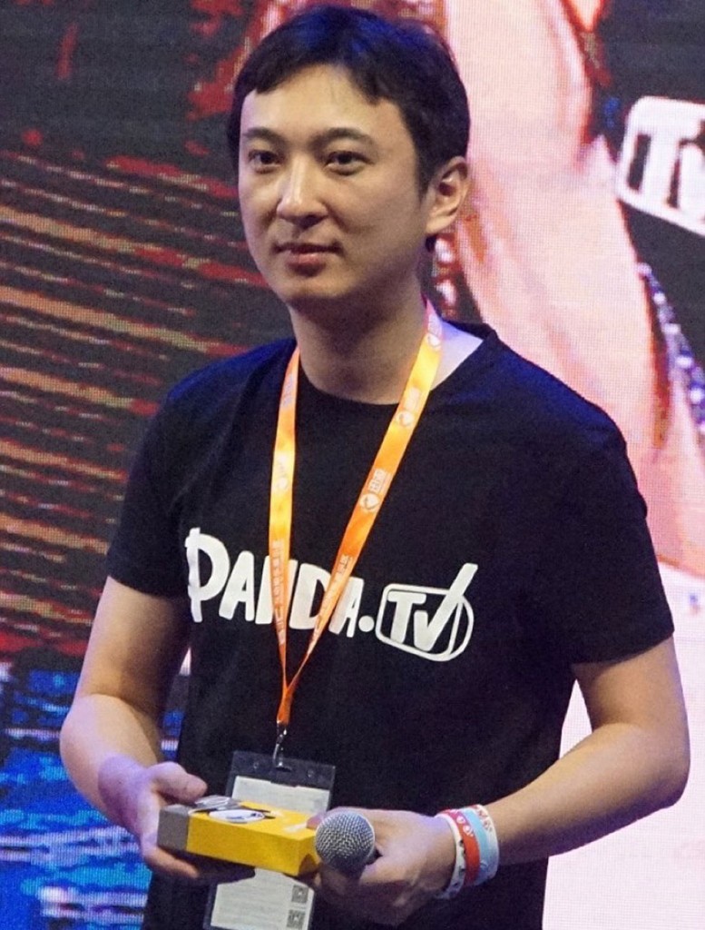 leandro-rud-mix-5411-el-hijo-del--hombre-mas-rico-de-china-4-REVISTA