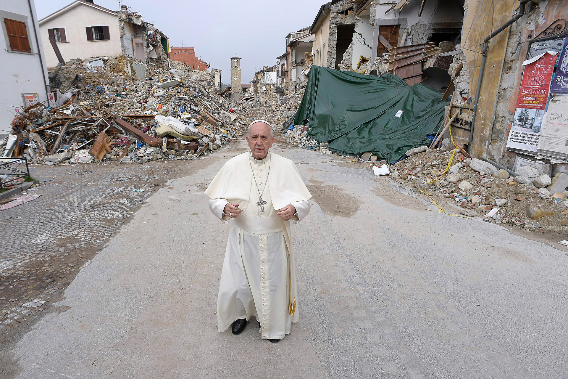 Francisco en Ametrice, después del terremoto