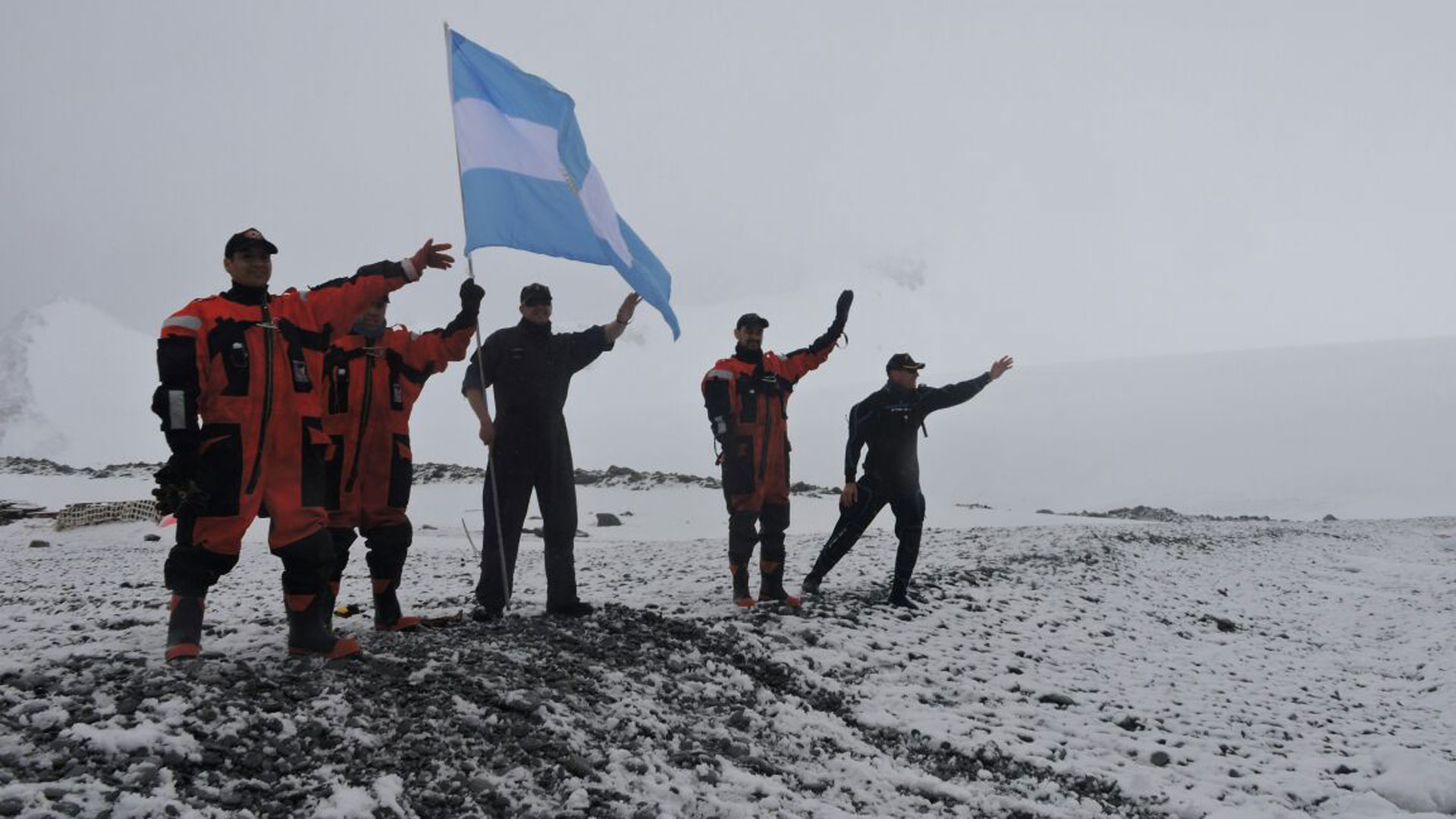 El aviso ARA “Puerto Argentino” ya está en la Antártida - Infobae