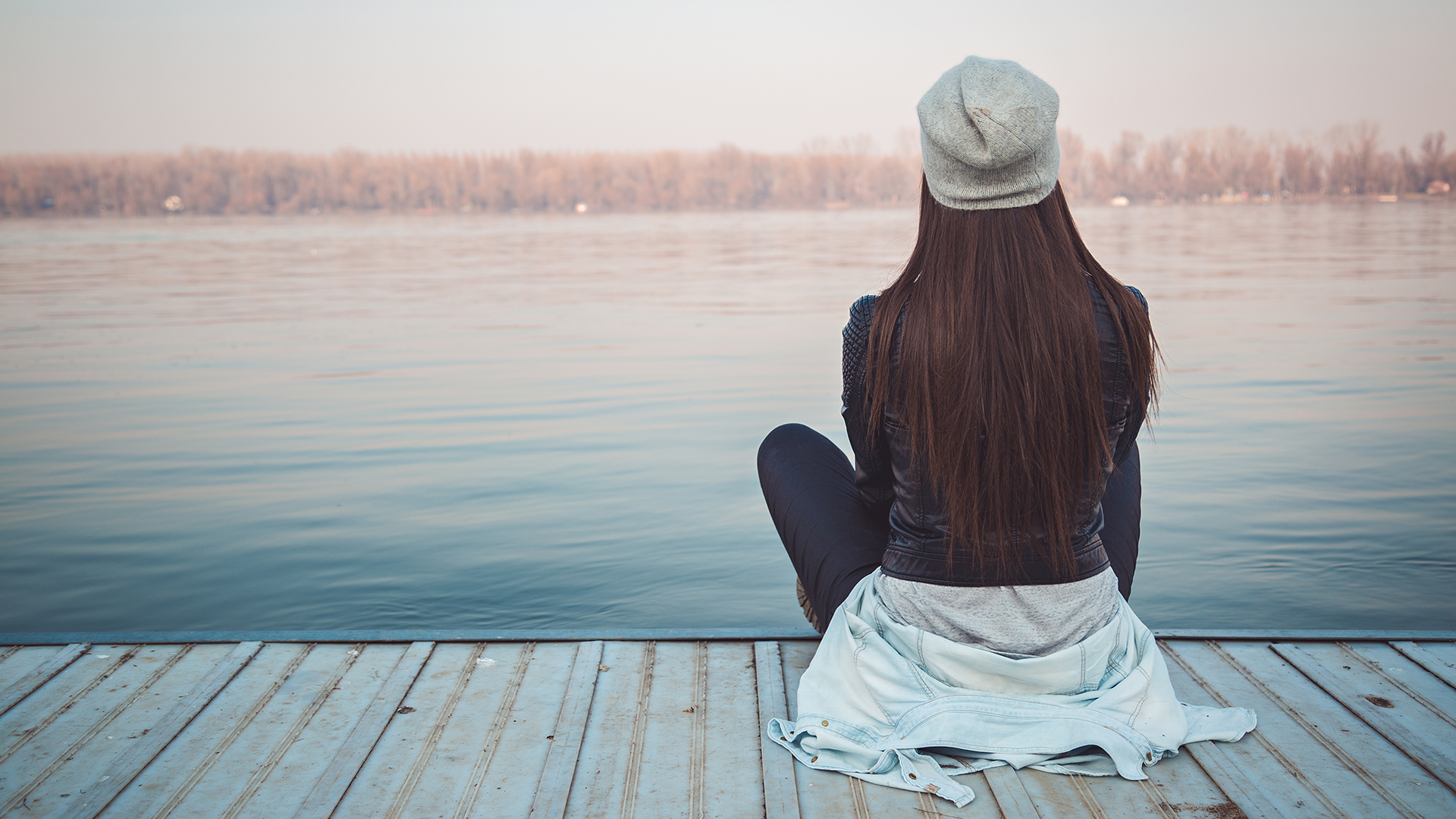“La DA afecta aspectos cotidianos de la vida como la elección de la ropa, la realización de actividad física, salidas con amigos o cuestiones como las relaciones interpersonales o la actividad sexual”, agregó el médico inmunólogo Gattolin (iStock)