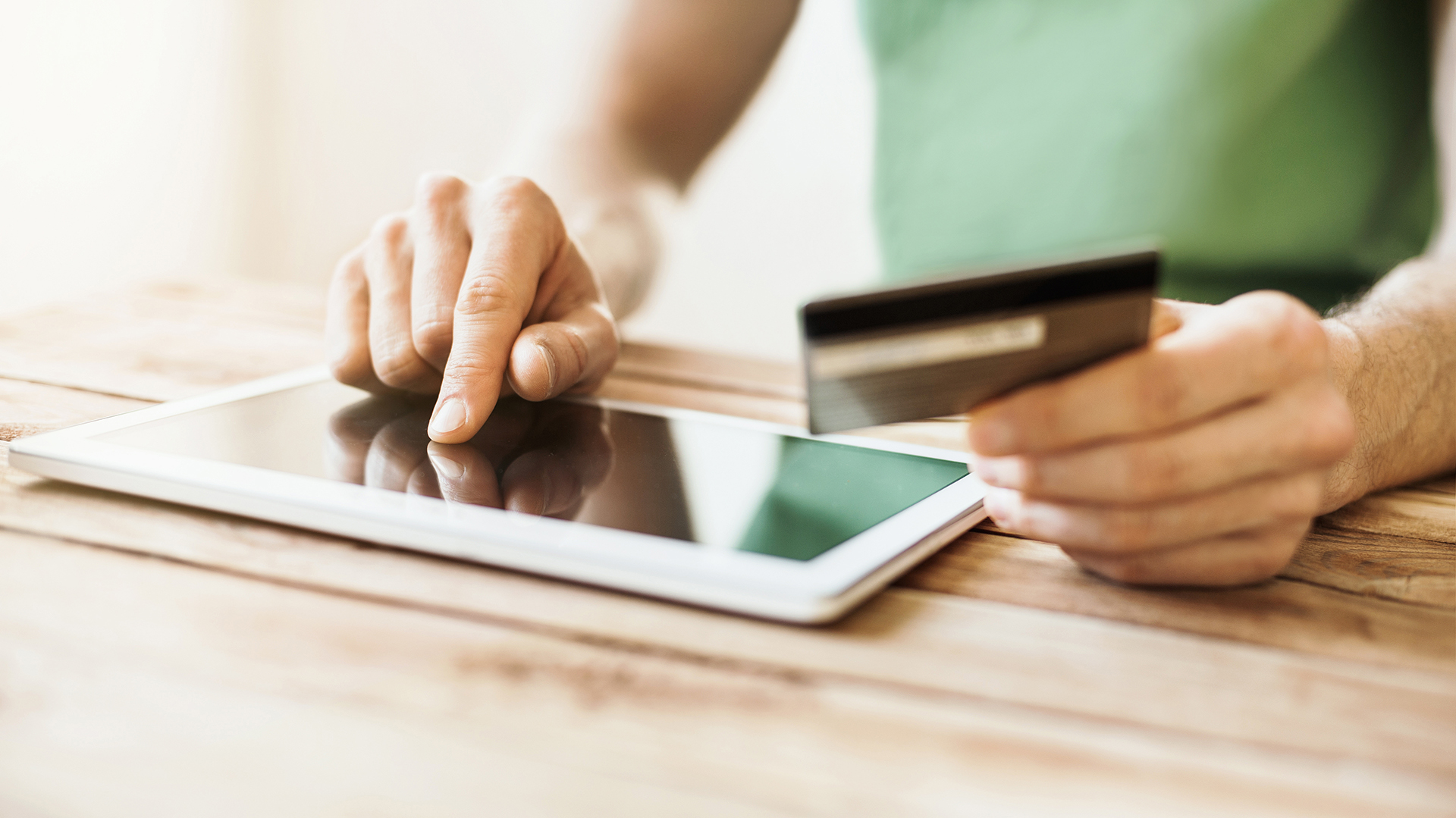 El BCRA autorizó a las entidades la venta de dólares en horario extendido. (IStock)