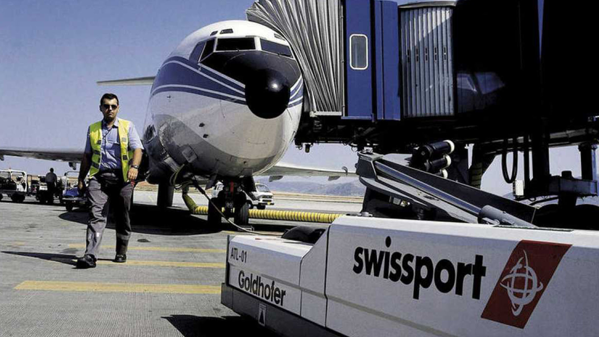 Dieciocho aeropuertos del país tendrán paralizados sus servicios (EFE)