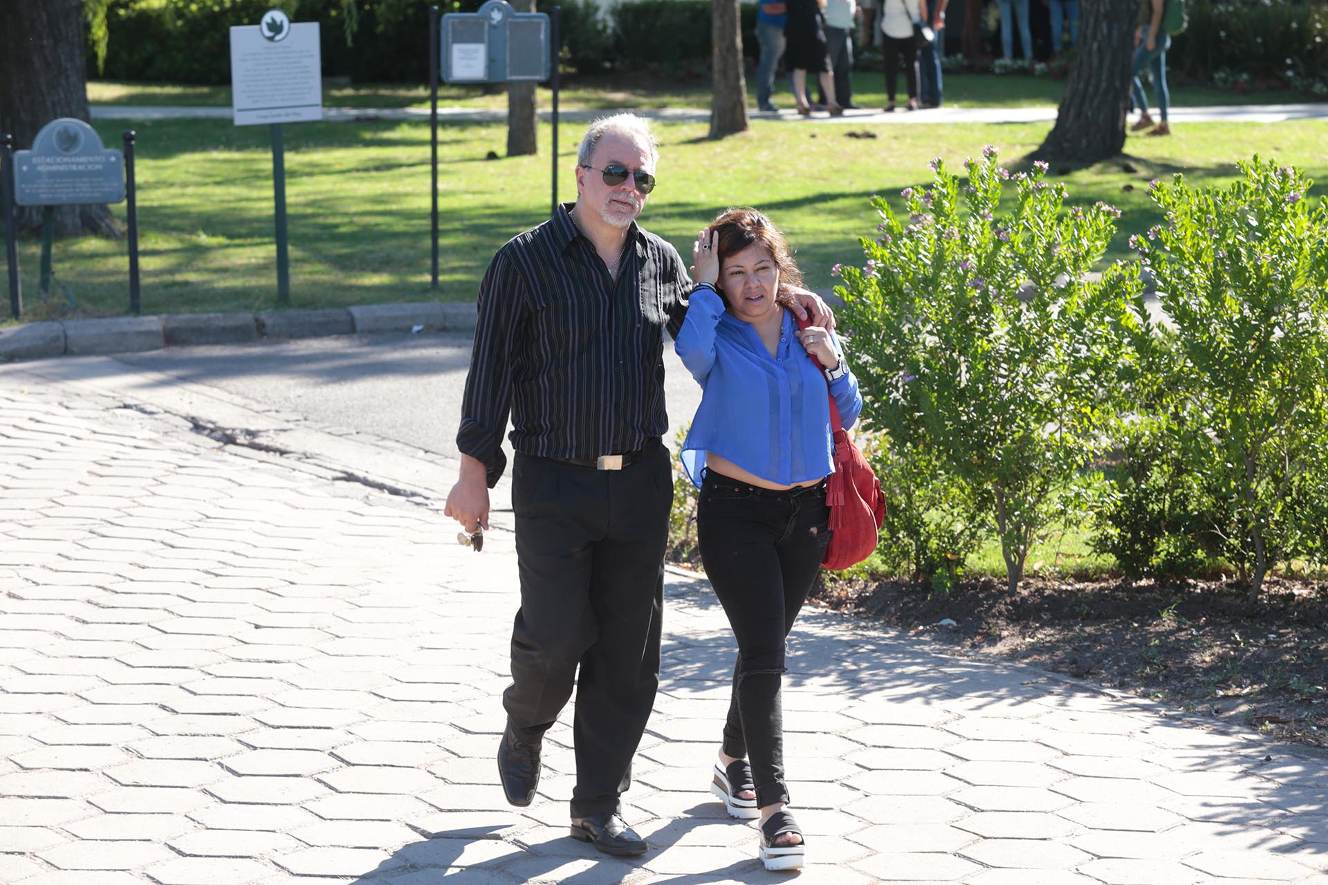 El padre de Gimena, Víctor Hugo Accardi, y su pareja acompañaron a su hija y a la familia Vázquez