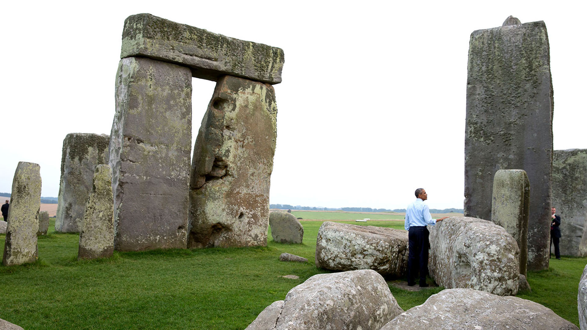 Obama visita el monumento megalítico de Stonehenge en Wiltshire, Inglaterra, 5 de septiembre de 2014 (Official White House Photo by Pete Souza).